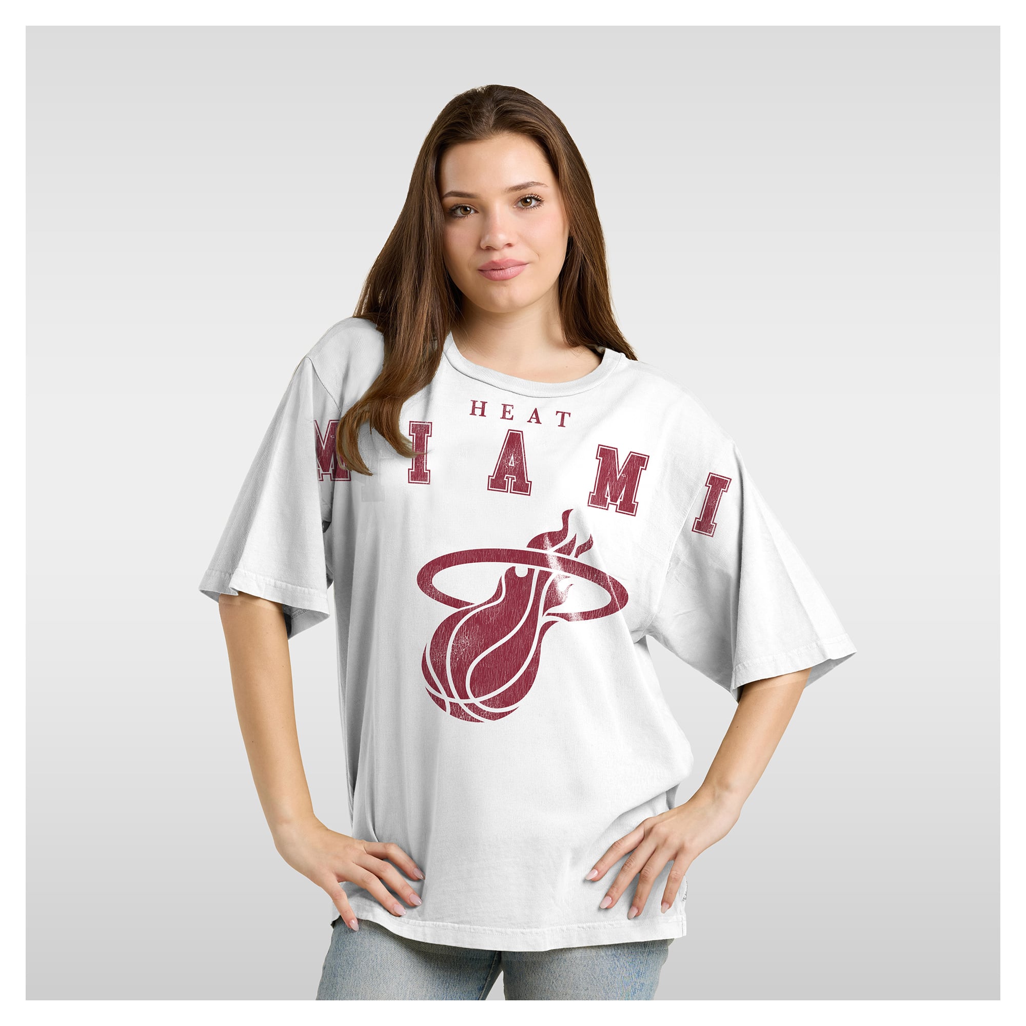 T-shirt décontracté Fanatics blanc Miami Heat Spirit pour femme