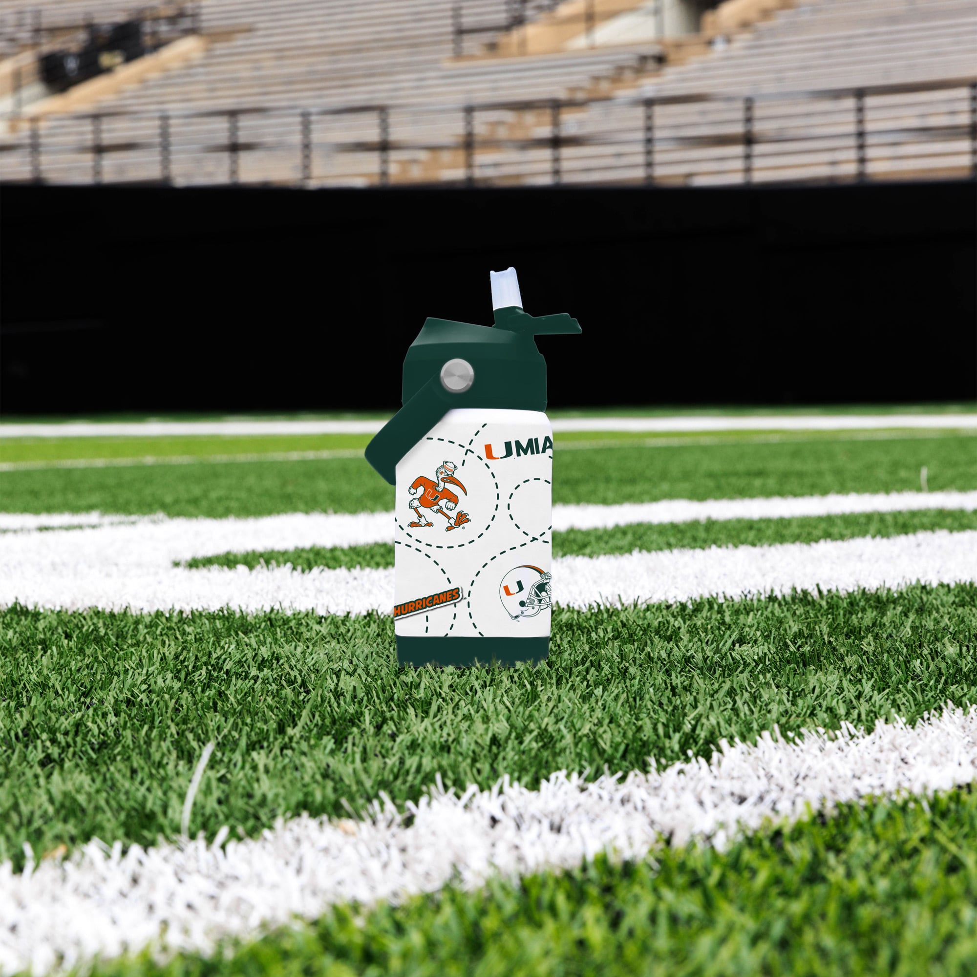 Bouteille mascotte de 35 cl des Hurricanes de Miami