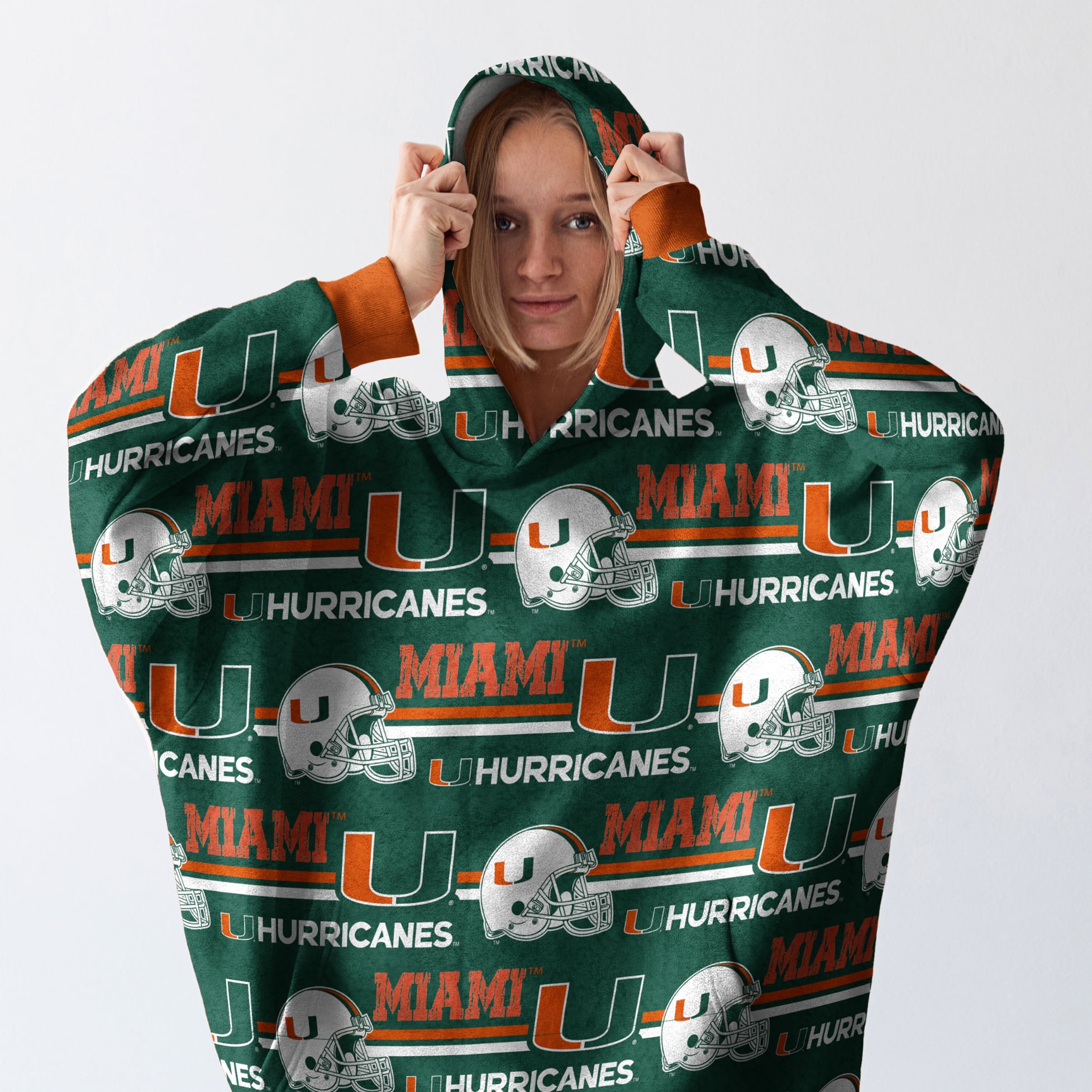 Pegasus Miami Hurricanes Wave Ultra Soft Fan Cape