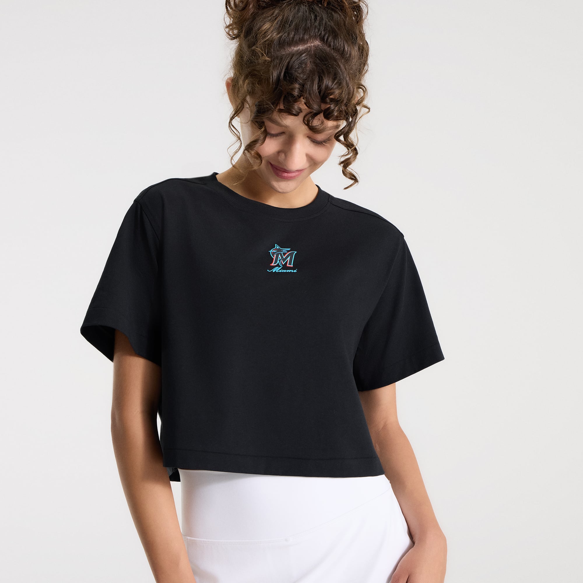 T-shirt court en coton biologique noir Miami Marlins All Yours pour femme de lululemon