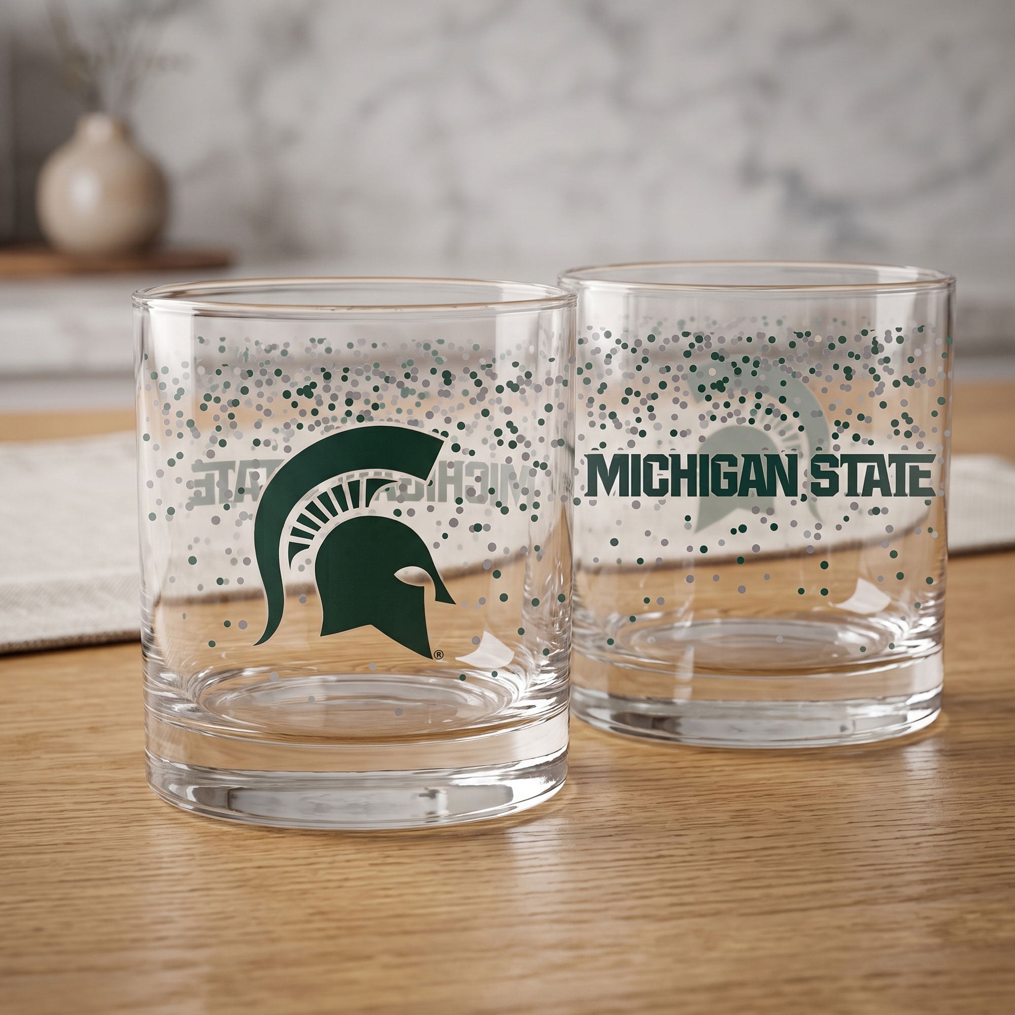 Ensemble de 2 verres à whisky Confetti Spartans de l'Université d'État du Michigan, Indigo Falls