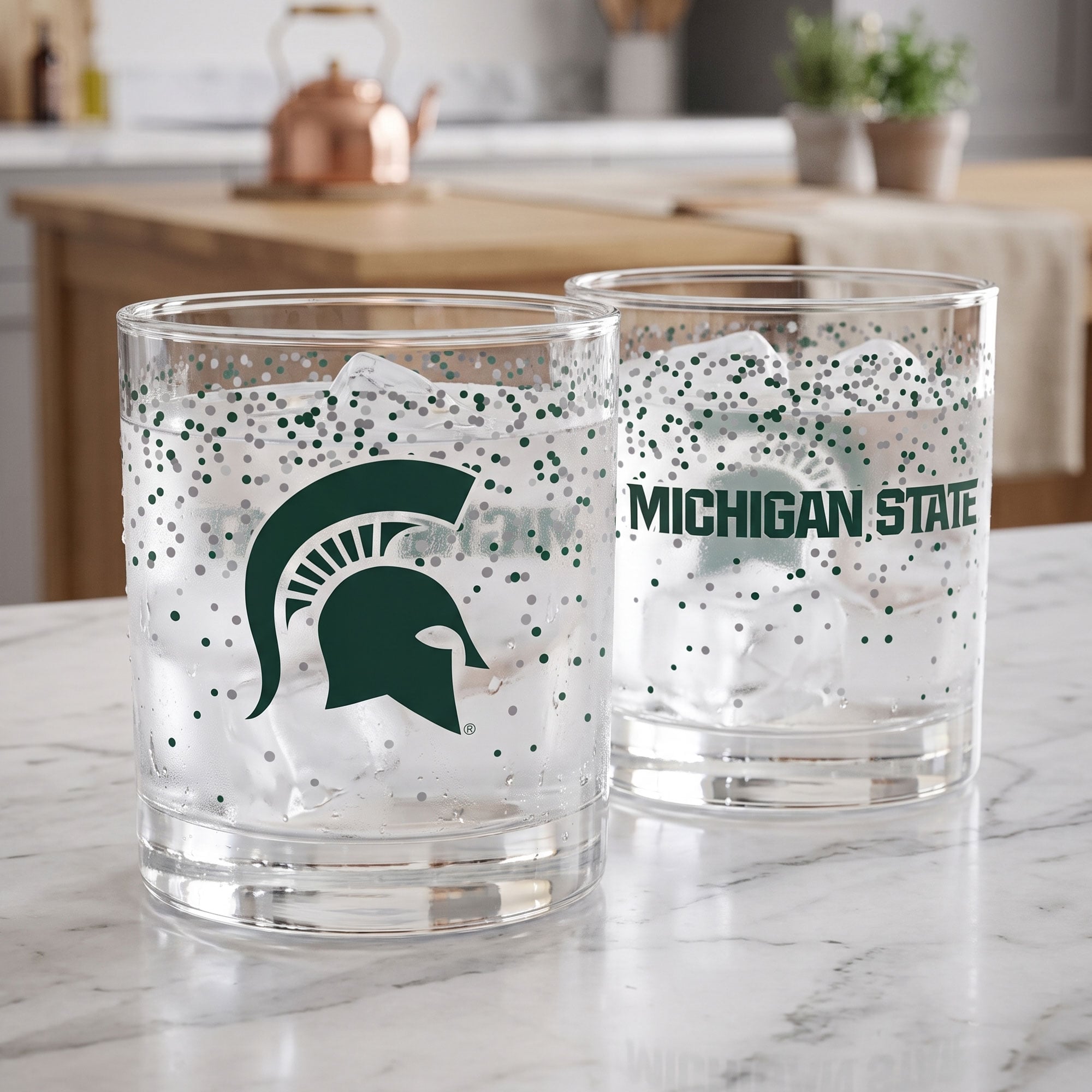 Ensemble de 2 verres à whisky Confetti Spartans de l'Université d'État du Michigan, Indigo Falls