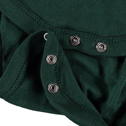 Body bébé vert à grand logo Michigan State Spartans Two Feet Ahead