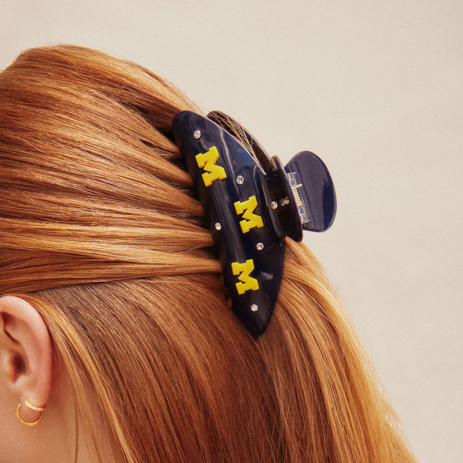 Pince à cheveux BaubleBar avec logo des Wolverines du Michigan