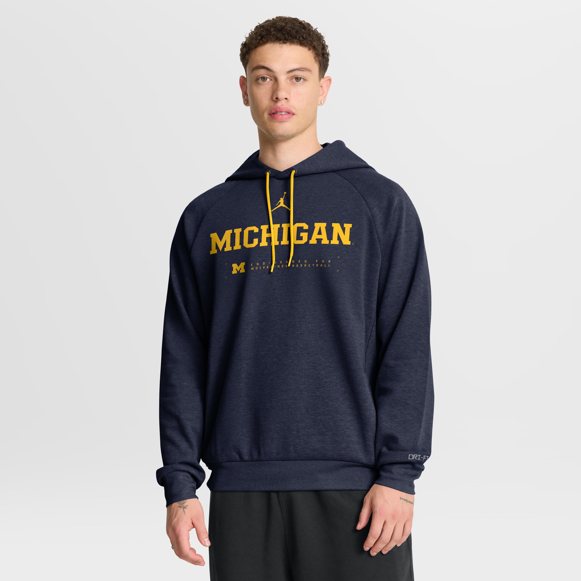 Men's Jordan Brand Navy Michigan Wolverines 2025 Courtside Basketball Practice Raglan Dri-FIT Hoodie