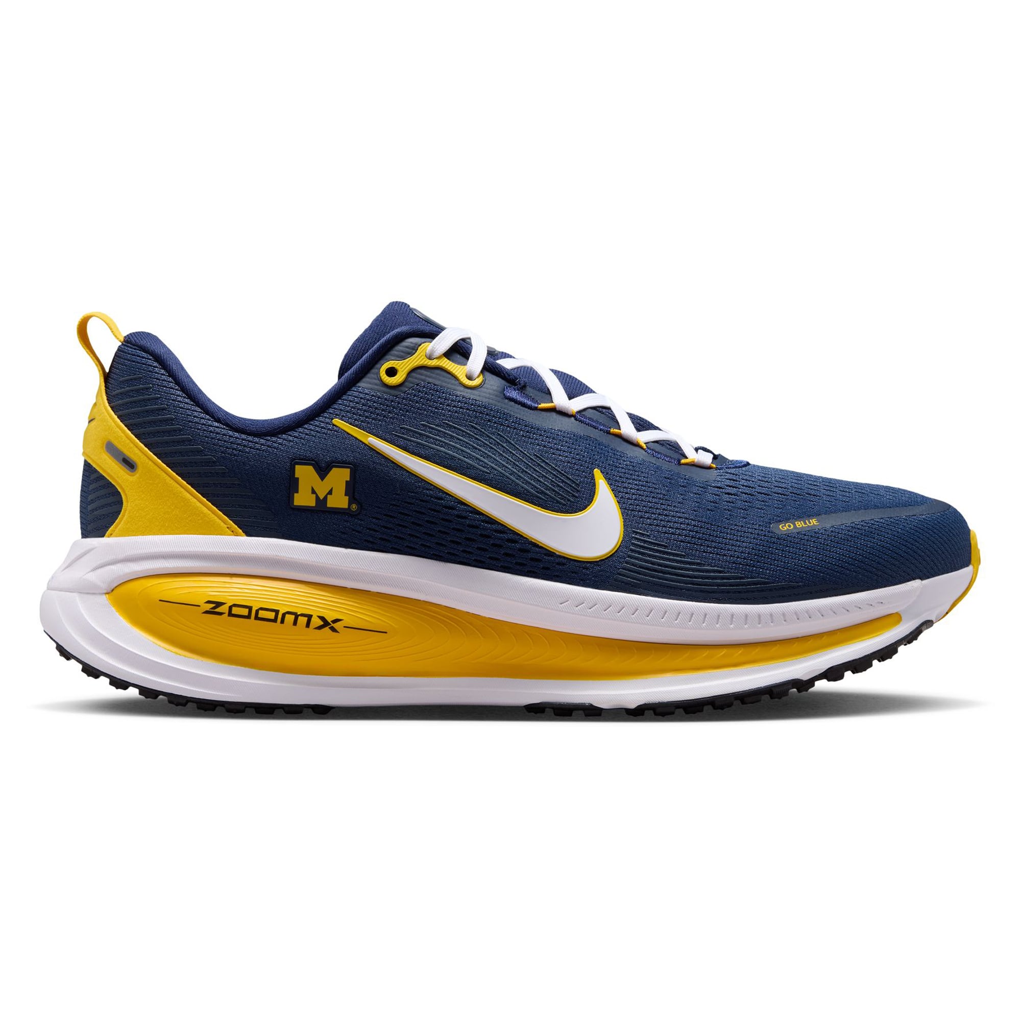 Men's Nike Michigan Wolverines Vomero 18 Running Shoes
