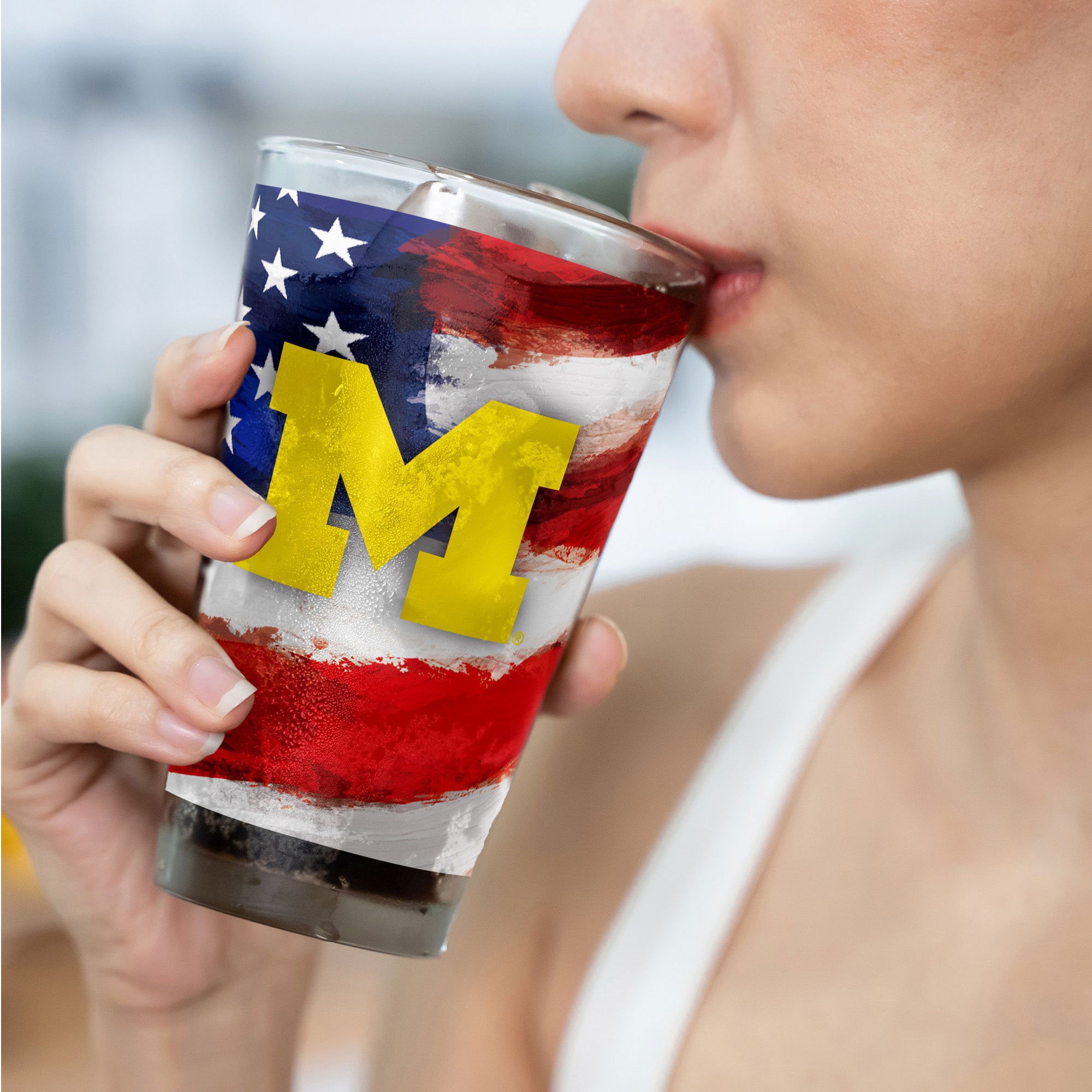 Michigan Wolverines Two-Pack 16oz. Americana Pint Glass Set