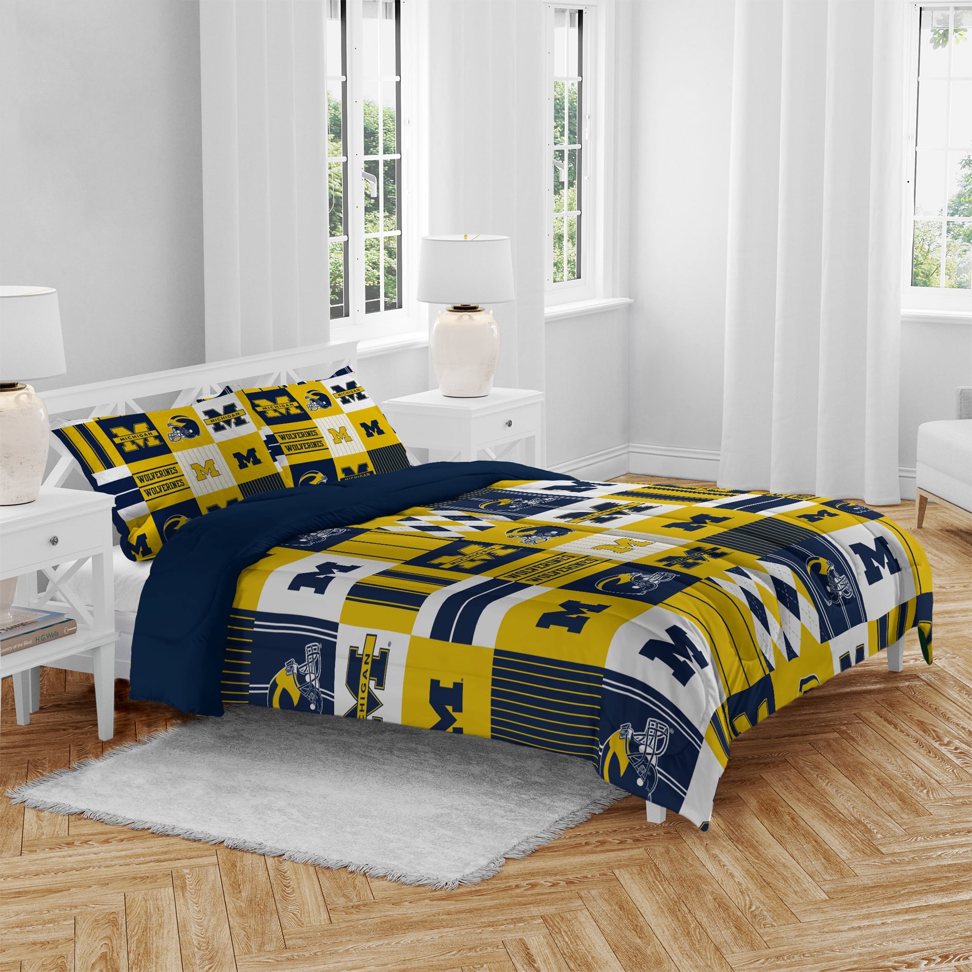 Ensemble de literie trois pièces à carreaux patchwork Pegasus Michigan Wolverines, format grand/queen.