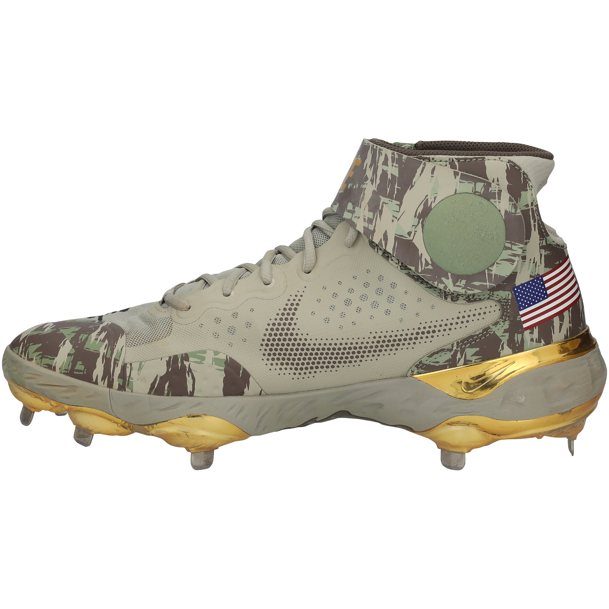 Christian Yelich Milwaukee Brewers Autographed Game-Used Green Nike Cleats vs. Washington Nationals on May 22, 2022 with "Game Used" Inscription