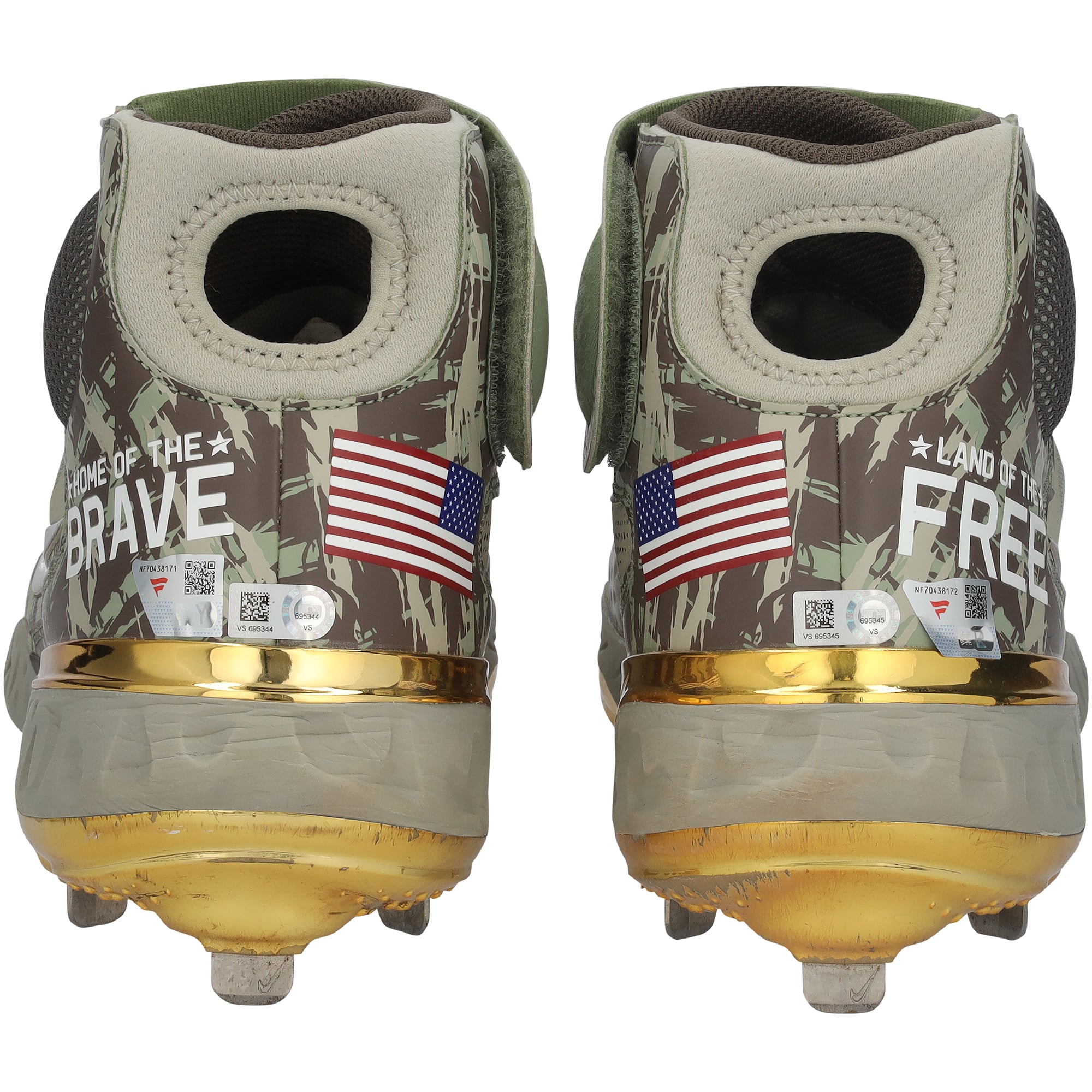 Christian Yelich Milwaukee Brewers Autographed Game-Used Green Nike Cleats vs. Washington Nationals on May 22, 2022 with "Game Used" Inscription