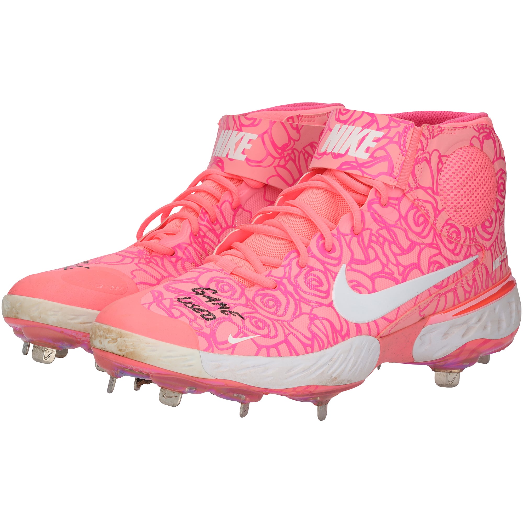 Christian Yelich Milwaukee Brewers Autographed Game-Used Pink Nike Cleats vs. Atlanta Braves on May 8, 2022 with "Game Used" Inscription
