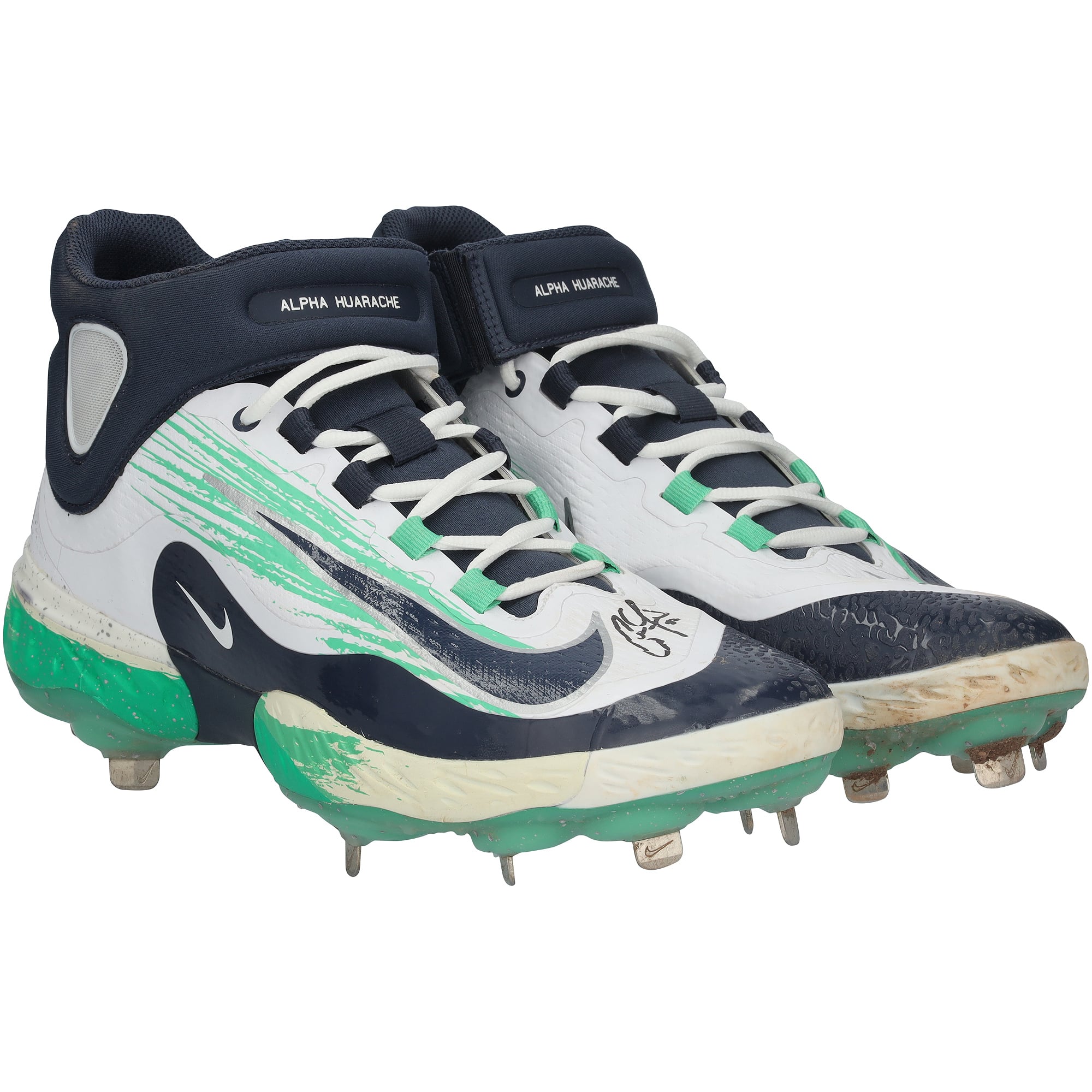 Christian Yelich Milwaukee Brewers Autographed Game-Used White Nike Cleats vs. Cincinnati Reds on June 16, 2024