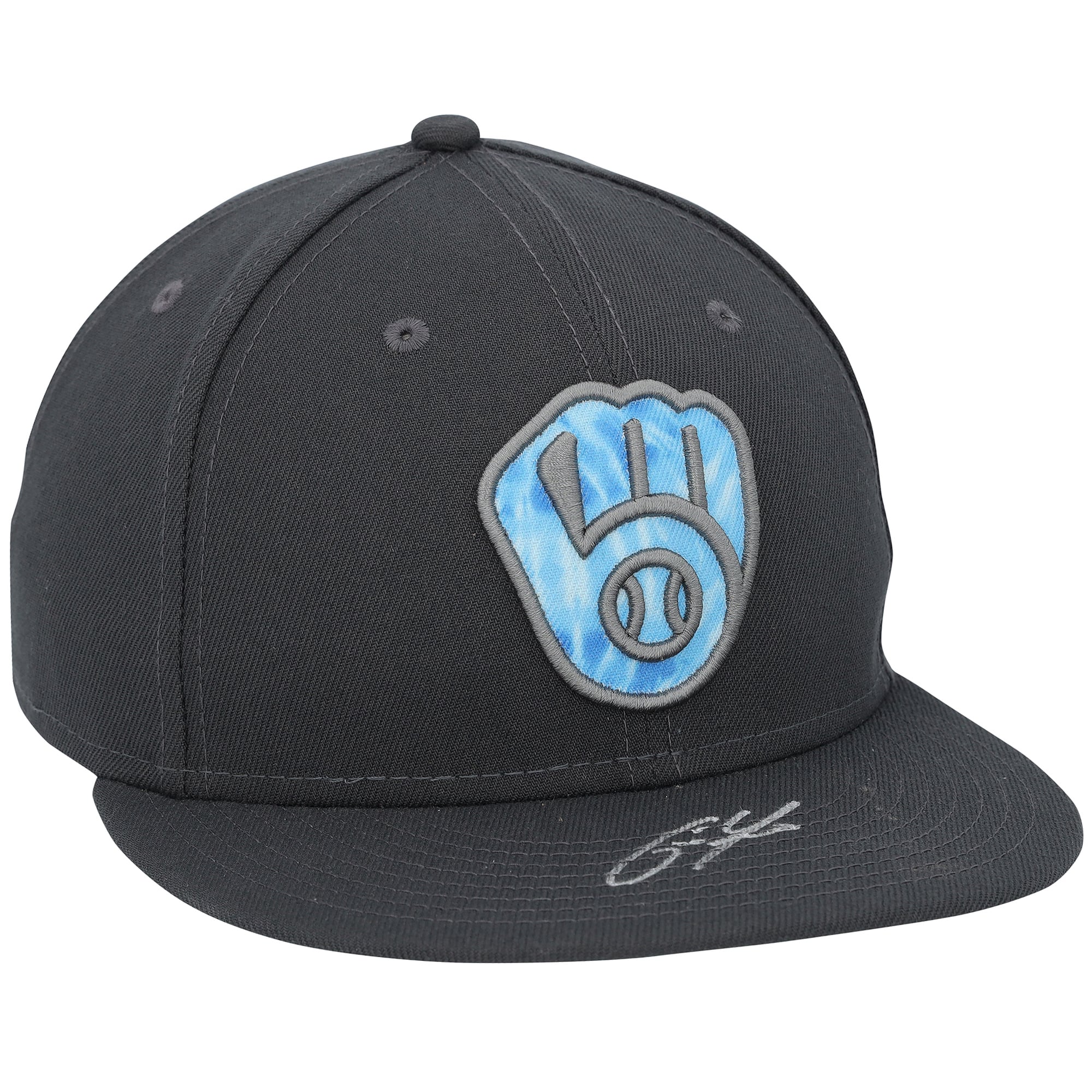 Casquette grise autographiée par Christian Yelich, des Brewers de Milwaukee, lors de la saison 2022 de la MLB.