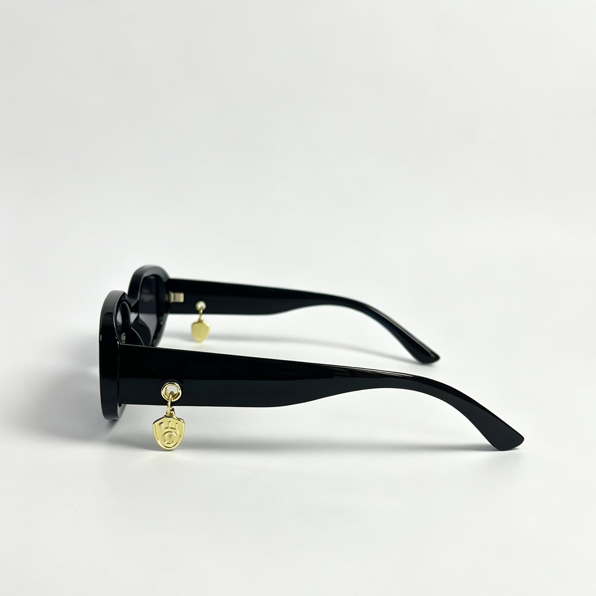 LUV AJ Milwaukee Brewers Logo Charm Sunglasses