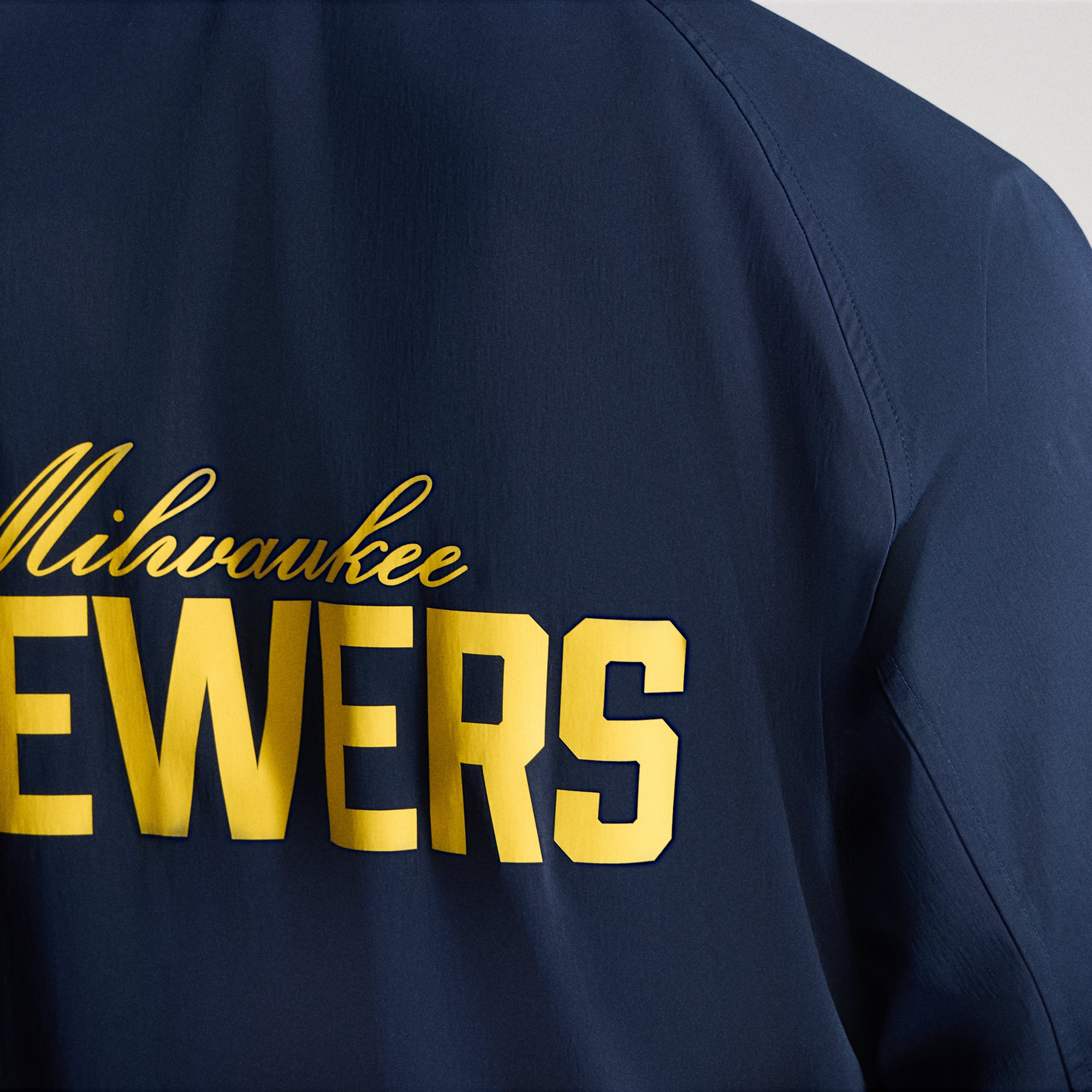 Veste de coach raglan lululemon True Navy Milwaukee Brewers pour homme