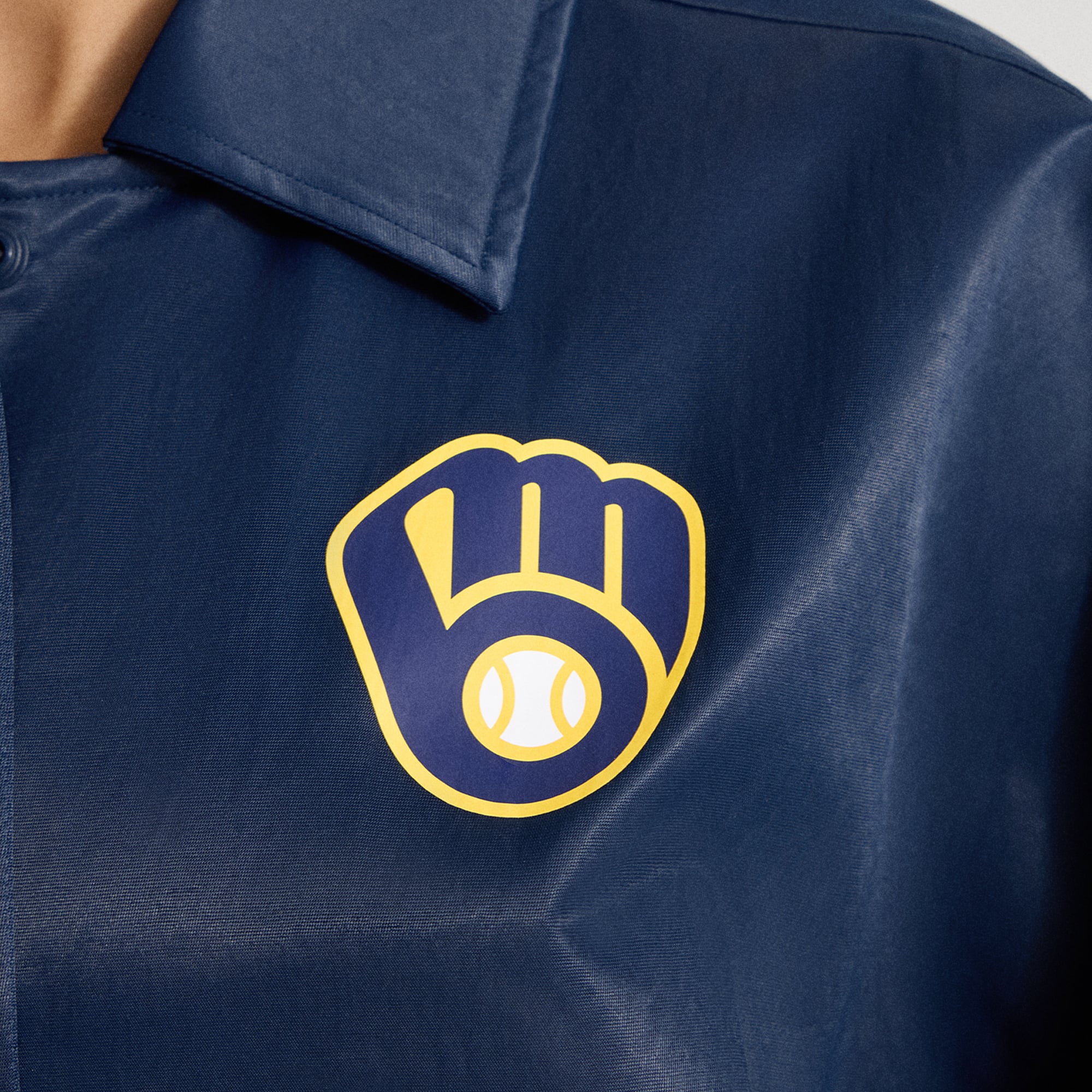 Veste d'entraîneur lululemon True Navy Milwaukee Brewers pour femme