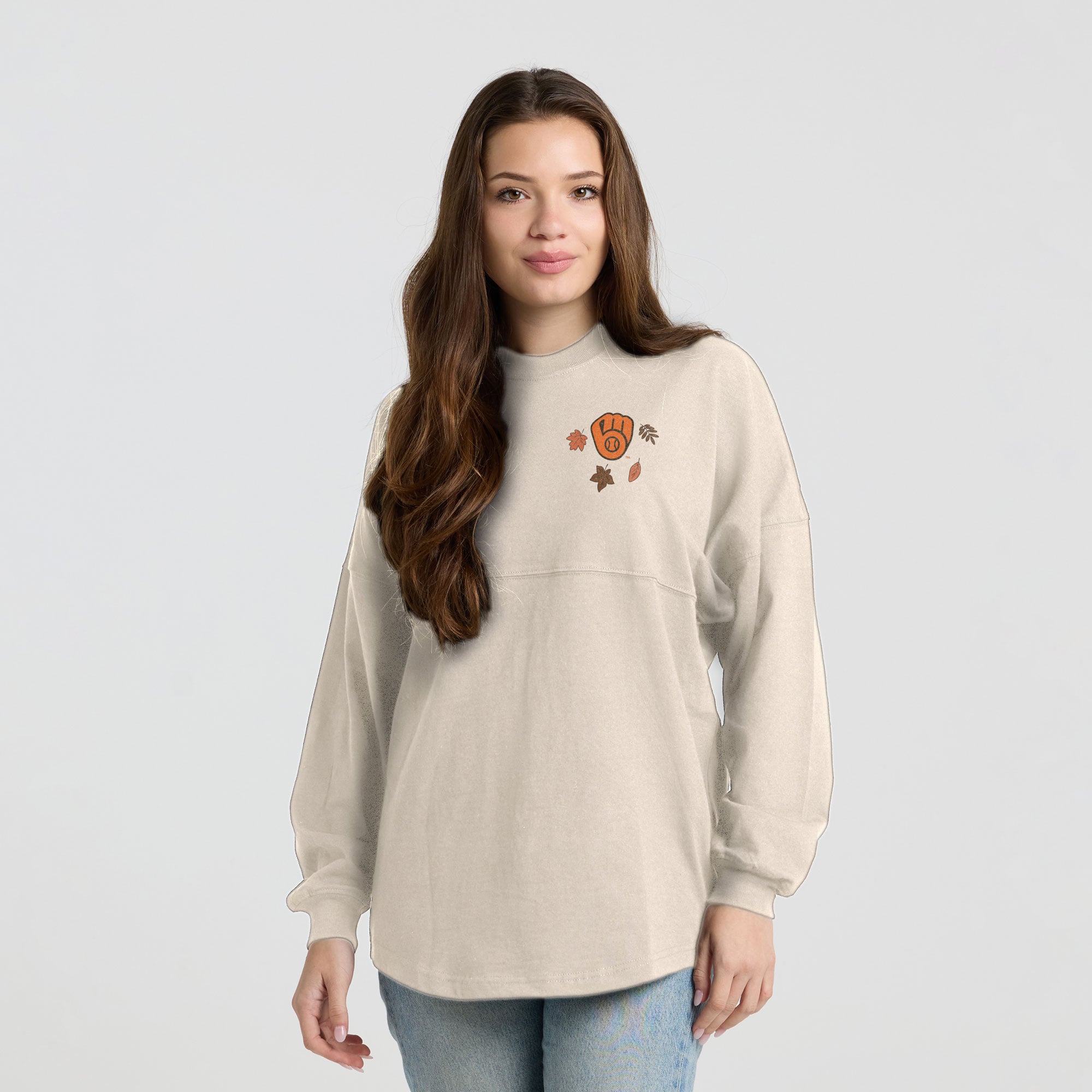 T-shirt à manches longues pour femme Spirit Jersey Cream Milwaukee Brewers, motif feuilles d'automne