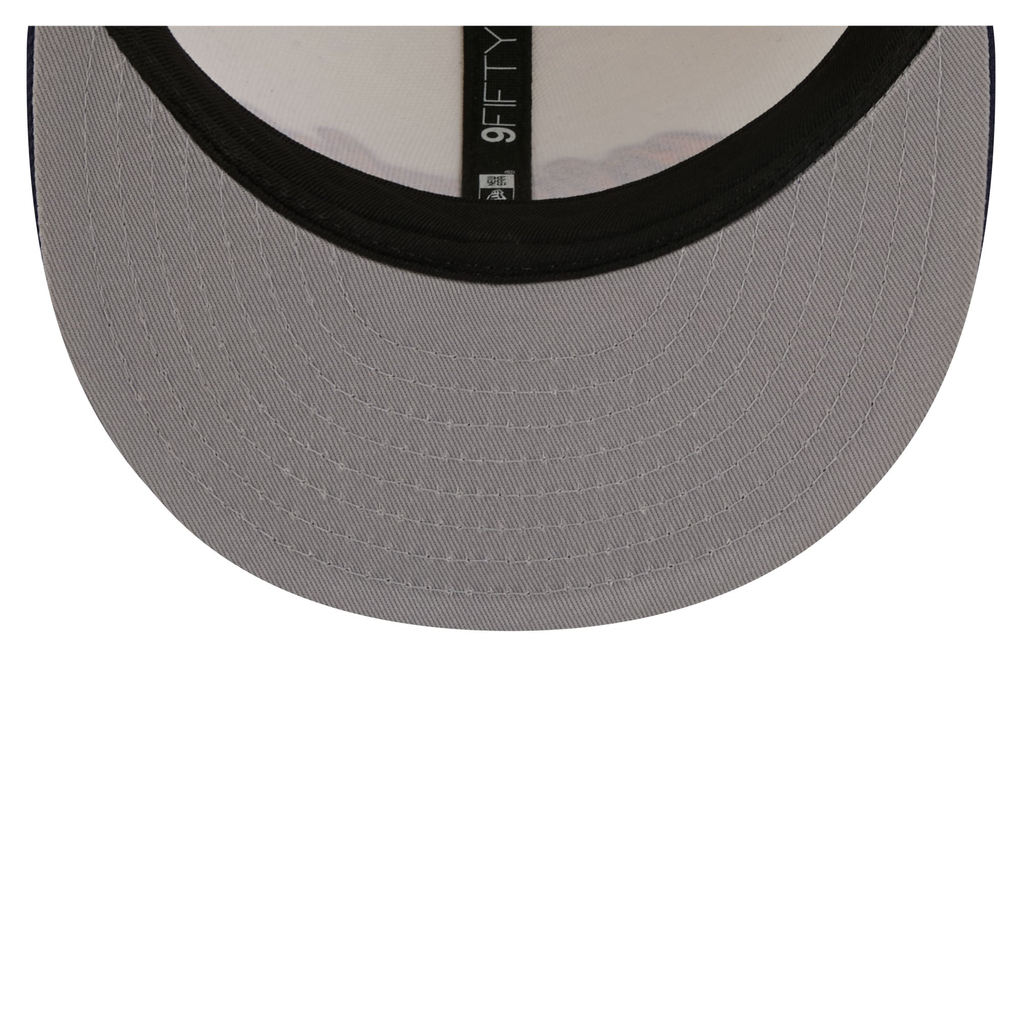 Youth New Era White Milwaukee Brewers Two-Tone 9FIFTY Snapback Hat