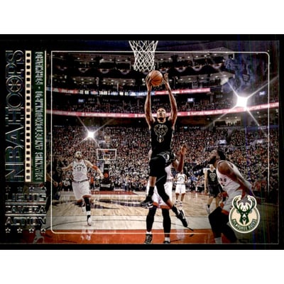 2017-18 Hoops Lights Camera Action #2 Giannis Antetokounmpo