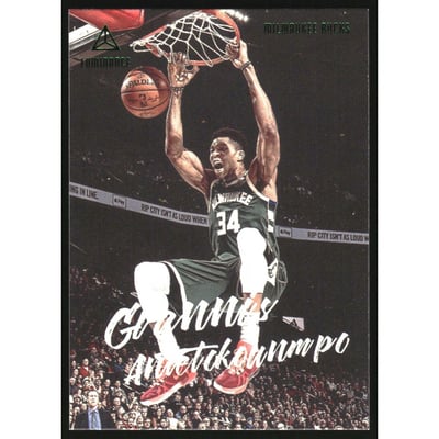 2019-20 Panini Chronicles Green #155 Giannis Antetokounmpo/Luminance