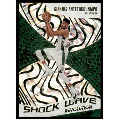 2020-21 Panini Revolution Shock Wave Fractal #13 Giannis Antetokounmpo