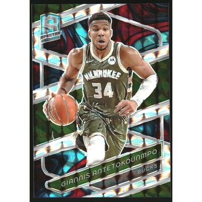 2023-24 Panini Spectra Interstellar #125 Giannis Antetokounmpo/99