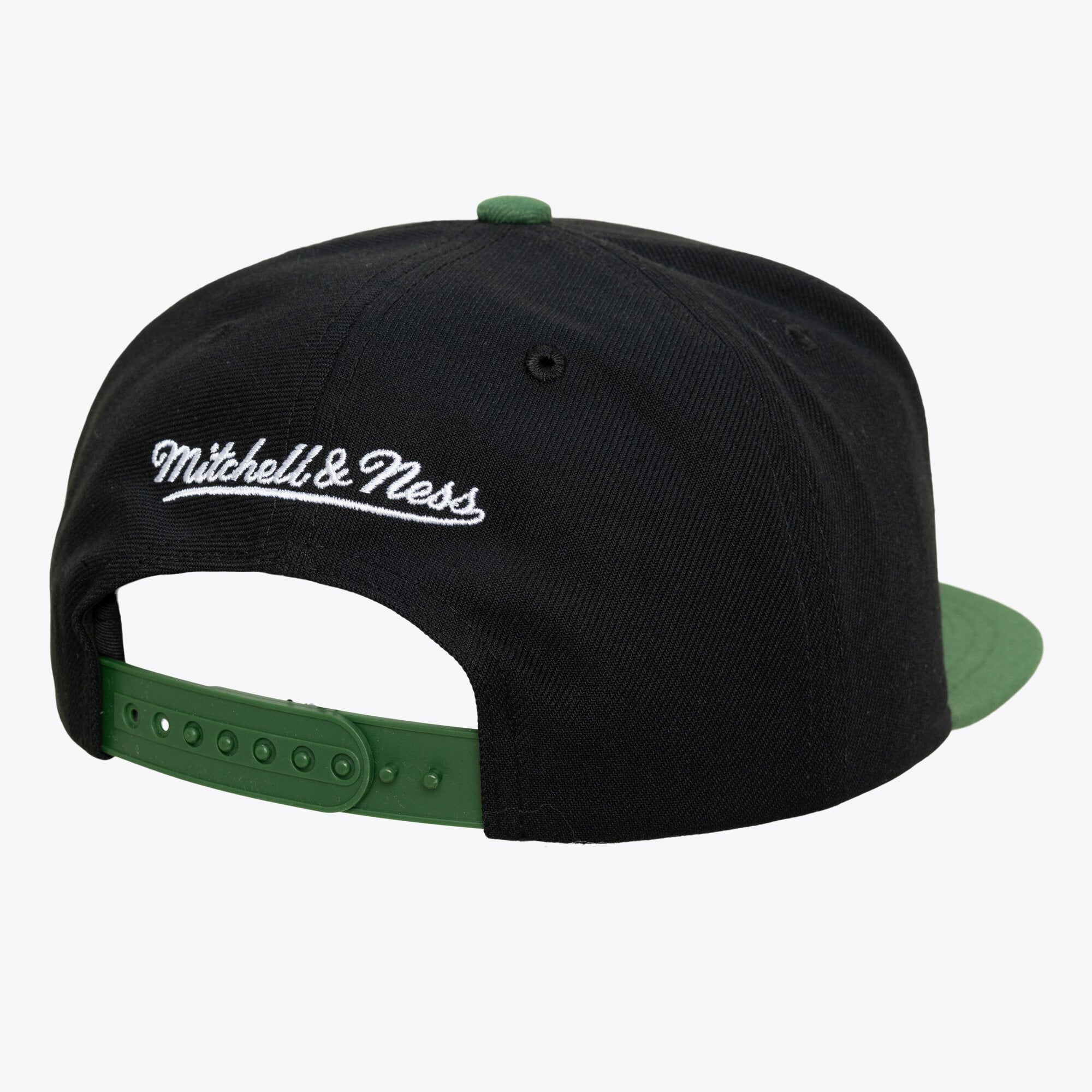 Casquette snapback Mitchell & Ness noire pour homme, modèle Hardwood Classics Legendary Home des Milwaukee Bucks.