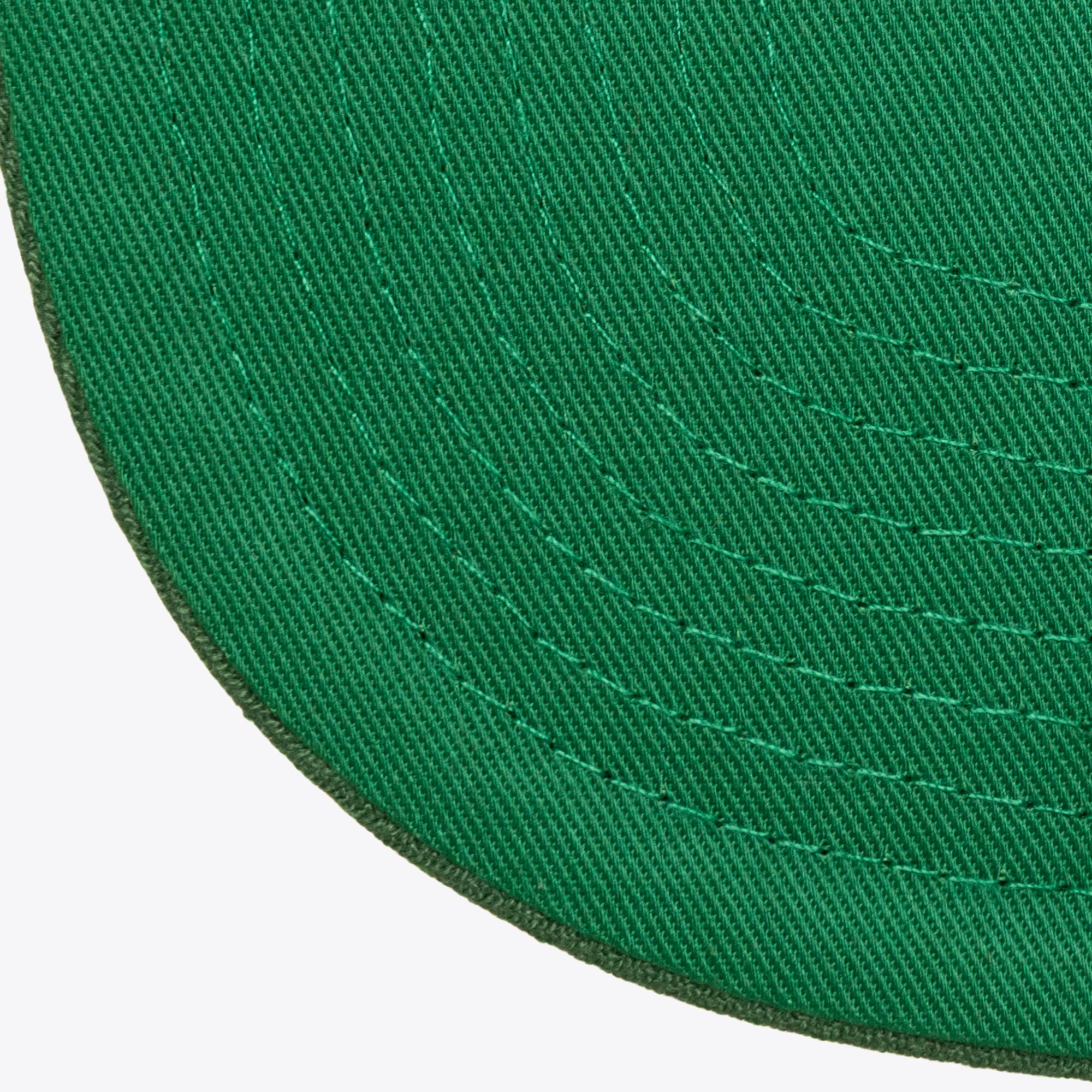 Casquette snapback Mitchell & Ness noire pour homme, modèle Hardwood Classics Legendary Home des Milwaukee Bucks.