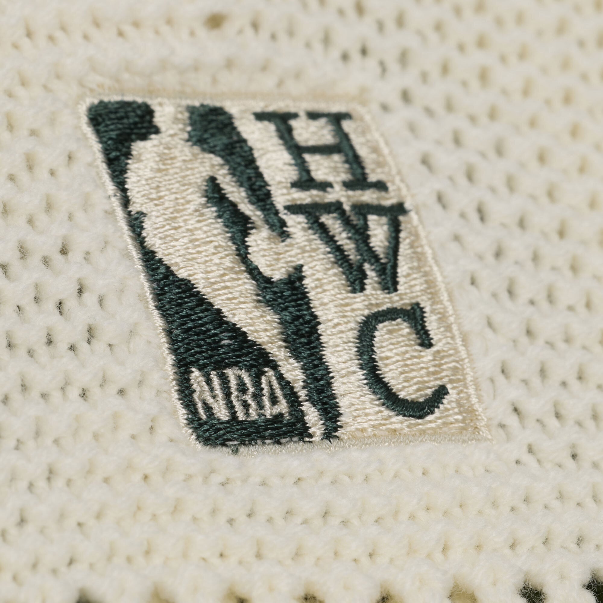 Maillot de basket-ball Mitchell & Ness crème Milwaukee Bucks Hardwood Classics Retro Roots à manches courtes pour homme