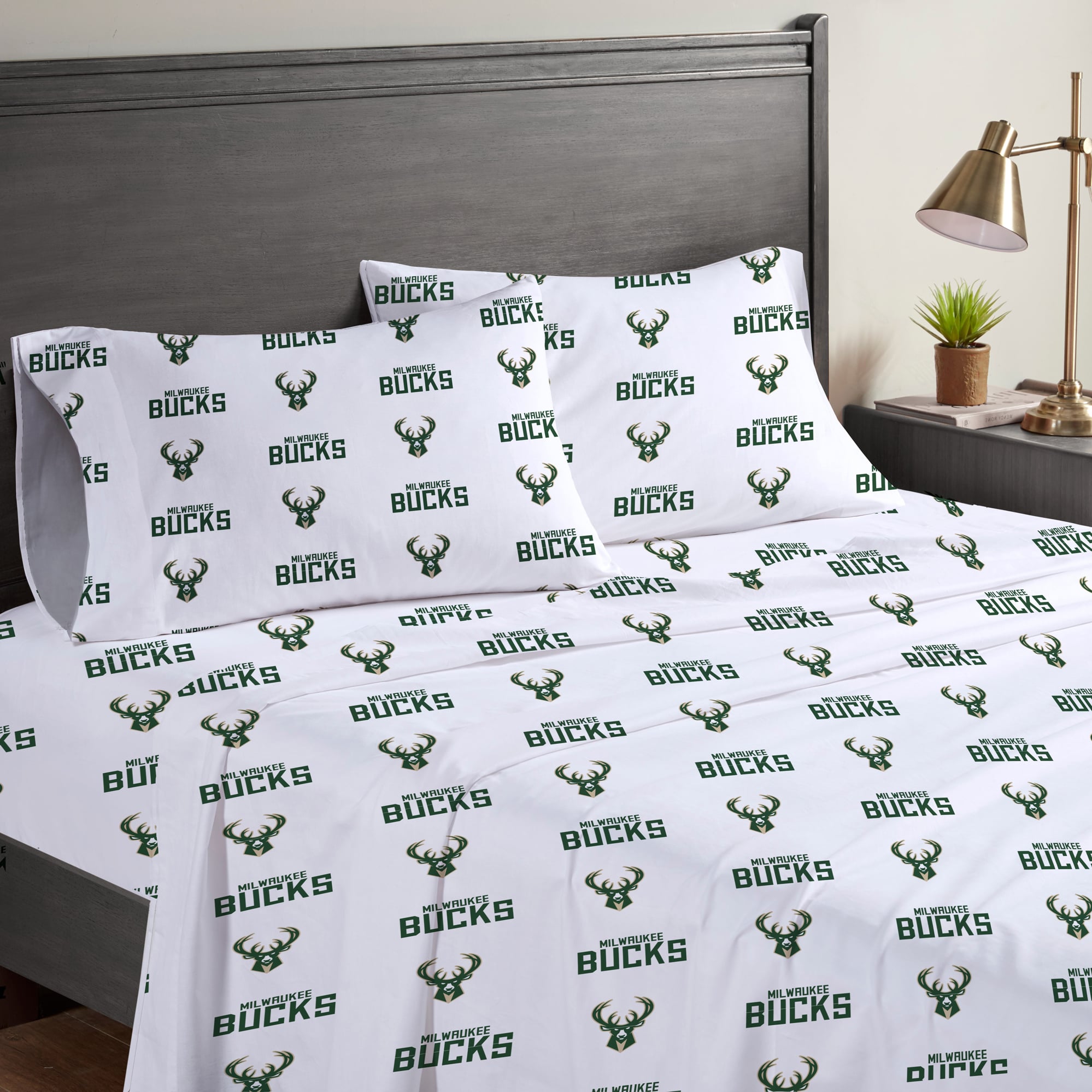 Pegasus Milwaukee Bucks Four-Piece Queen Sheet Set