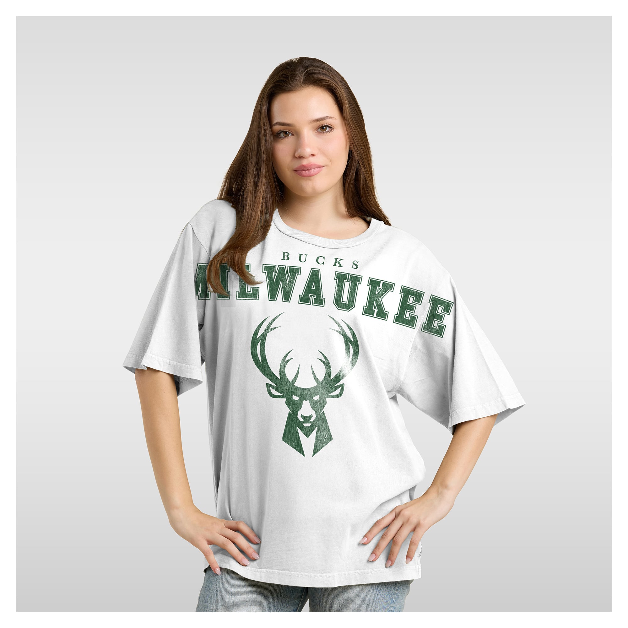 T-shirt décontracté Fanatics blanc Milwaukee Bucks Spirit pour femme