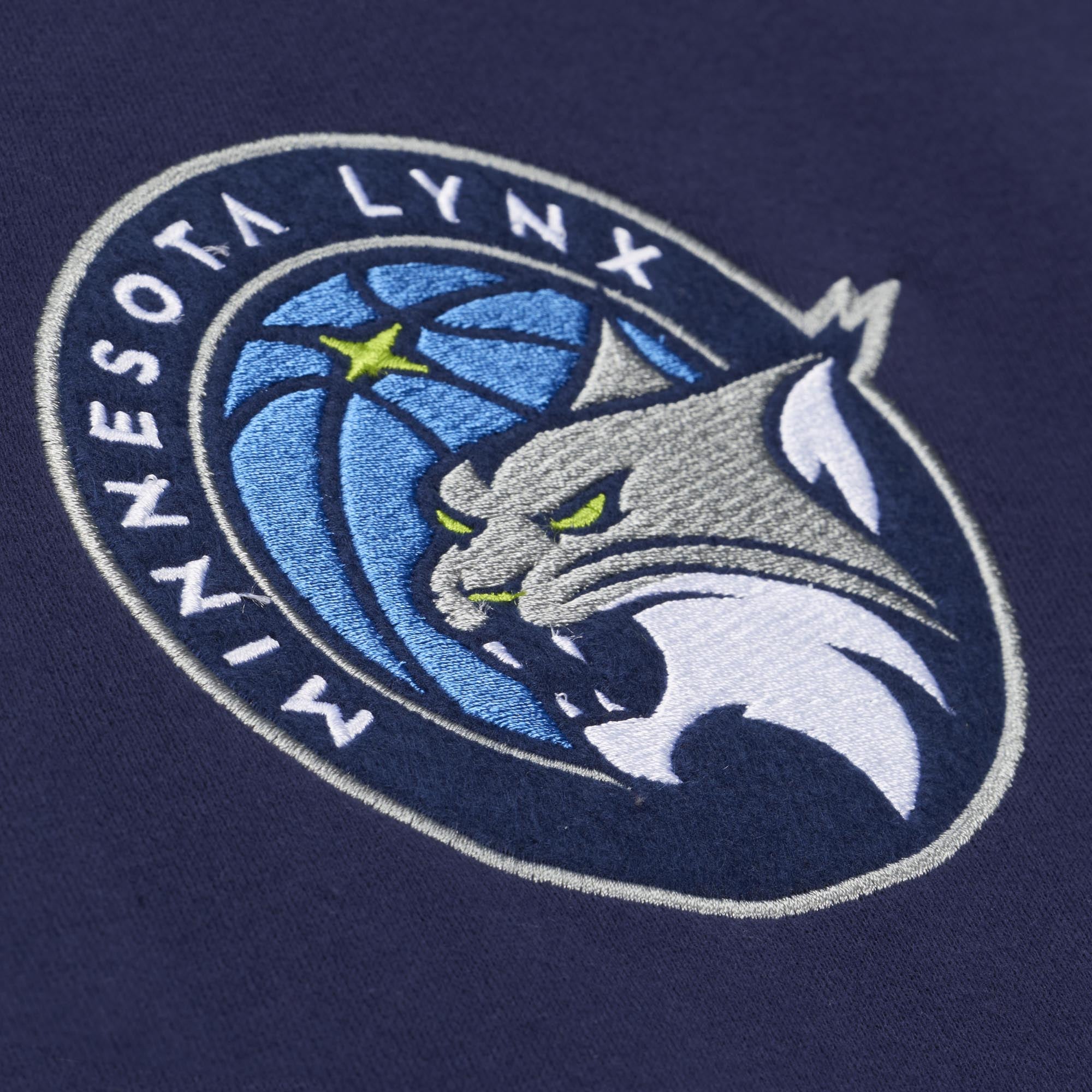 Sweat à capuche en polaire Mitchell & Ness bleu marine Minnesota Lynx pour homme