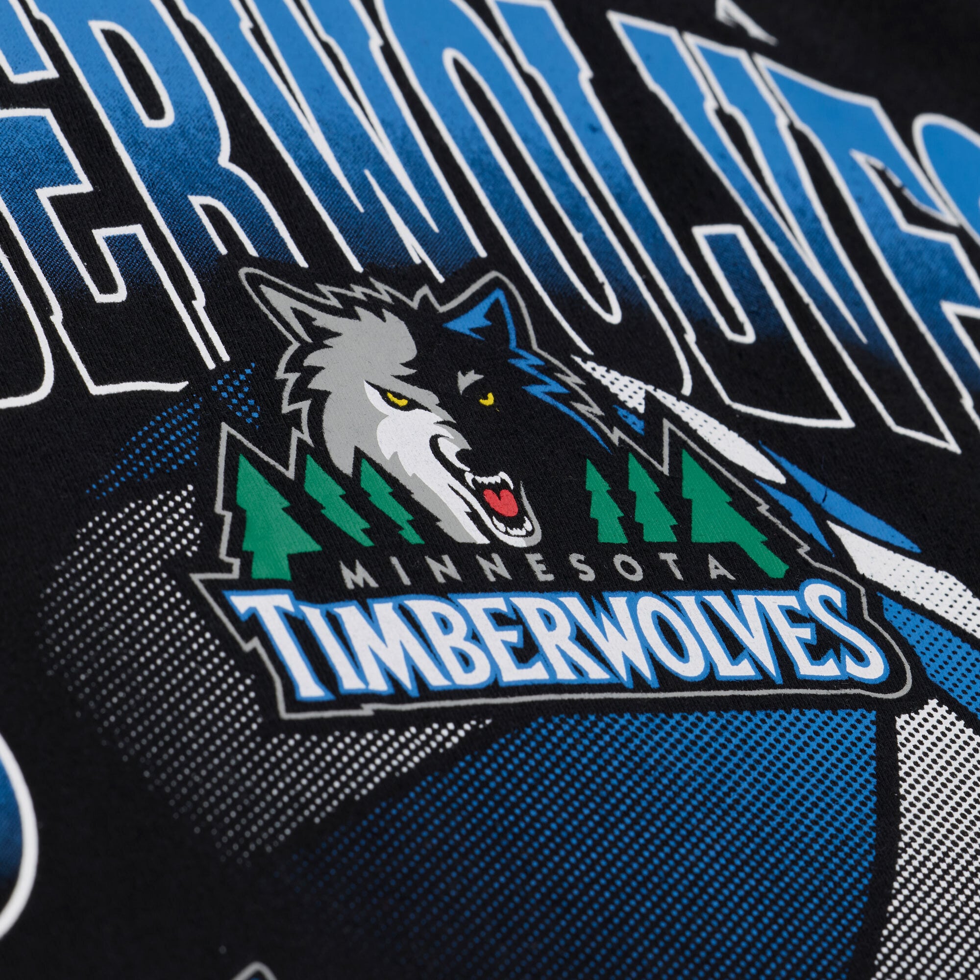 T-shirt graphique noir Mitchell & Ness pour homme, motif Minnesota Timberwolves.