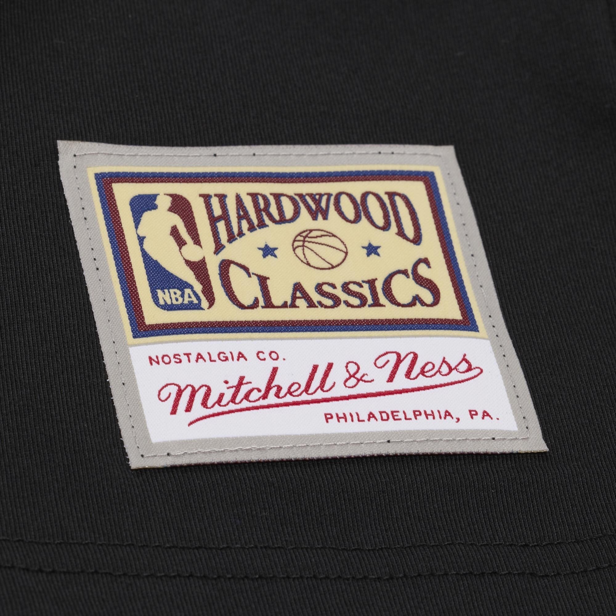 T-shirt Mitchell & Ness Kevin Garnett noir Minnesota Timberwolves Hardwood Classics pour homme