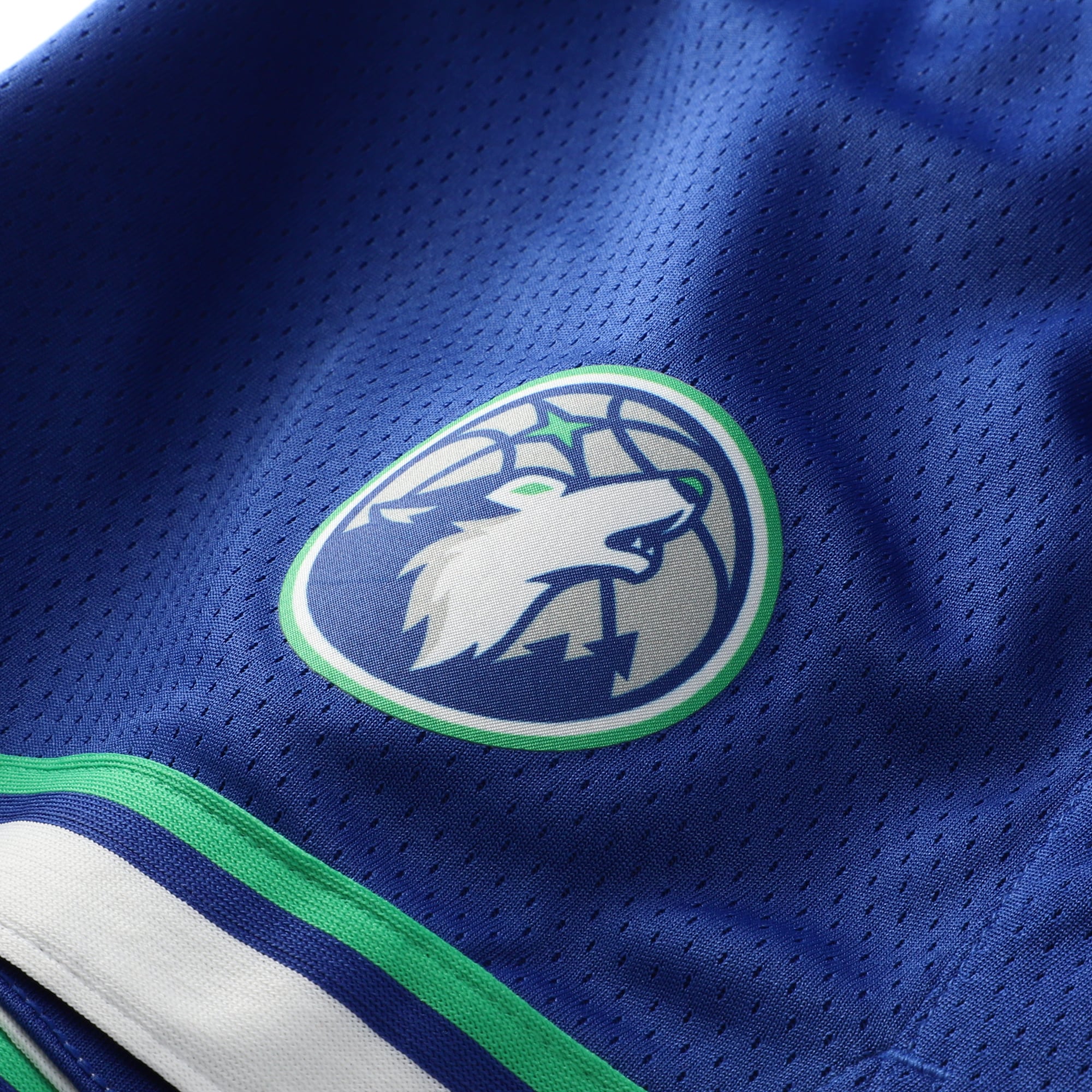 Men's Nike Royal Minnesota Timberwolves Icon Edition Swingman Shorts