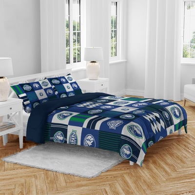 Minnesota Timberwolves Pegasus Patchwork Plaid Three-Piece Full/Queen Bed in a Bag Set