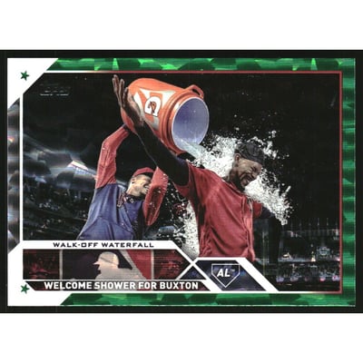 2023 Topps Green Foil #326 Walk-Off Waterfall/Byron Buxton