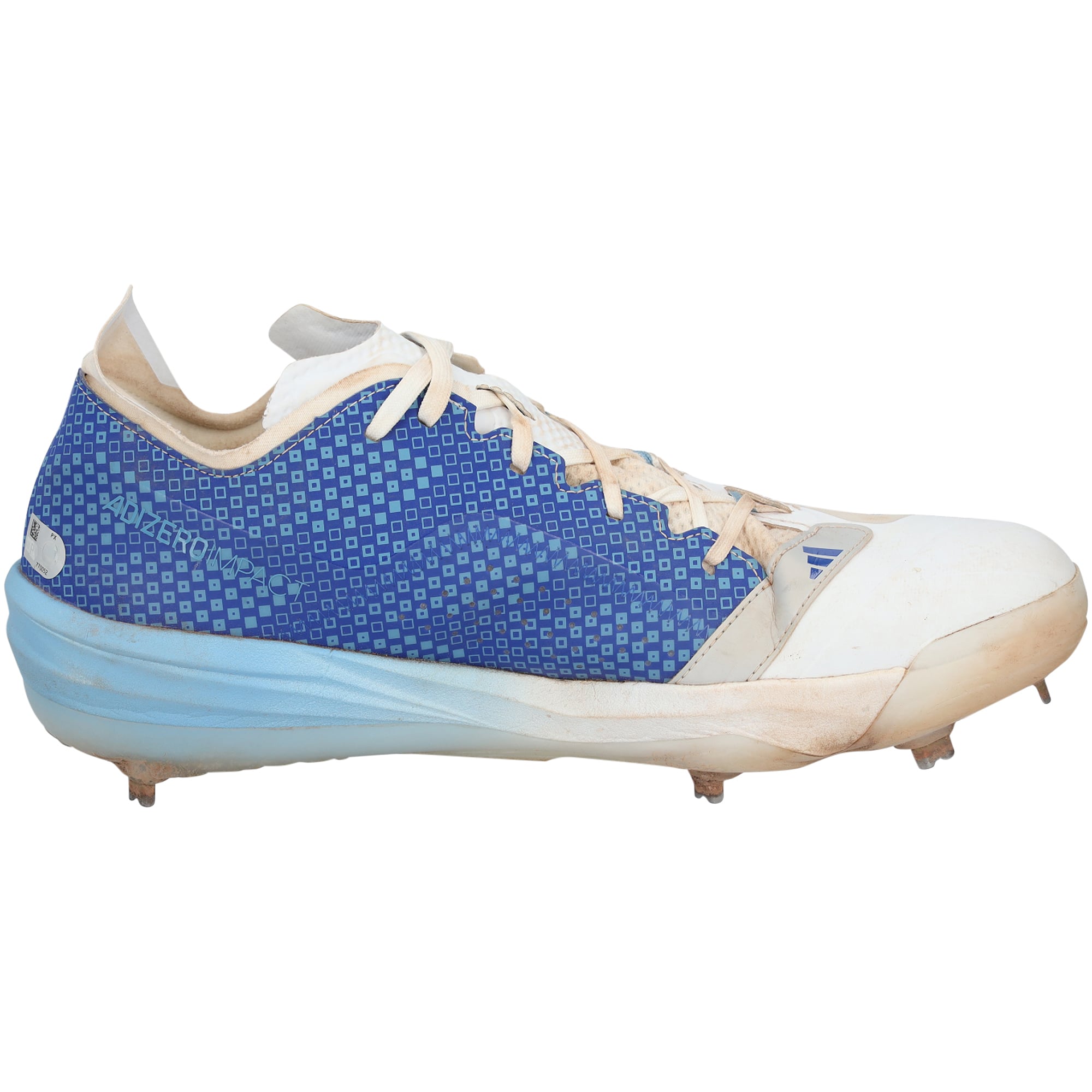 Crampons adidas blancs et bleus autographiés par Brooks Lee