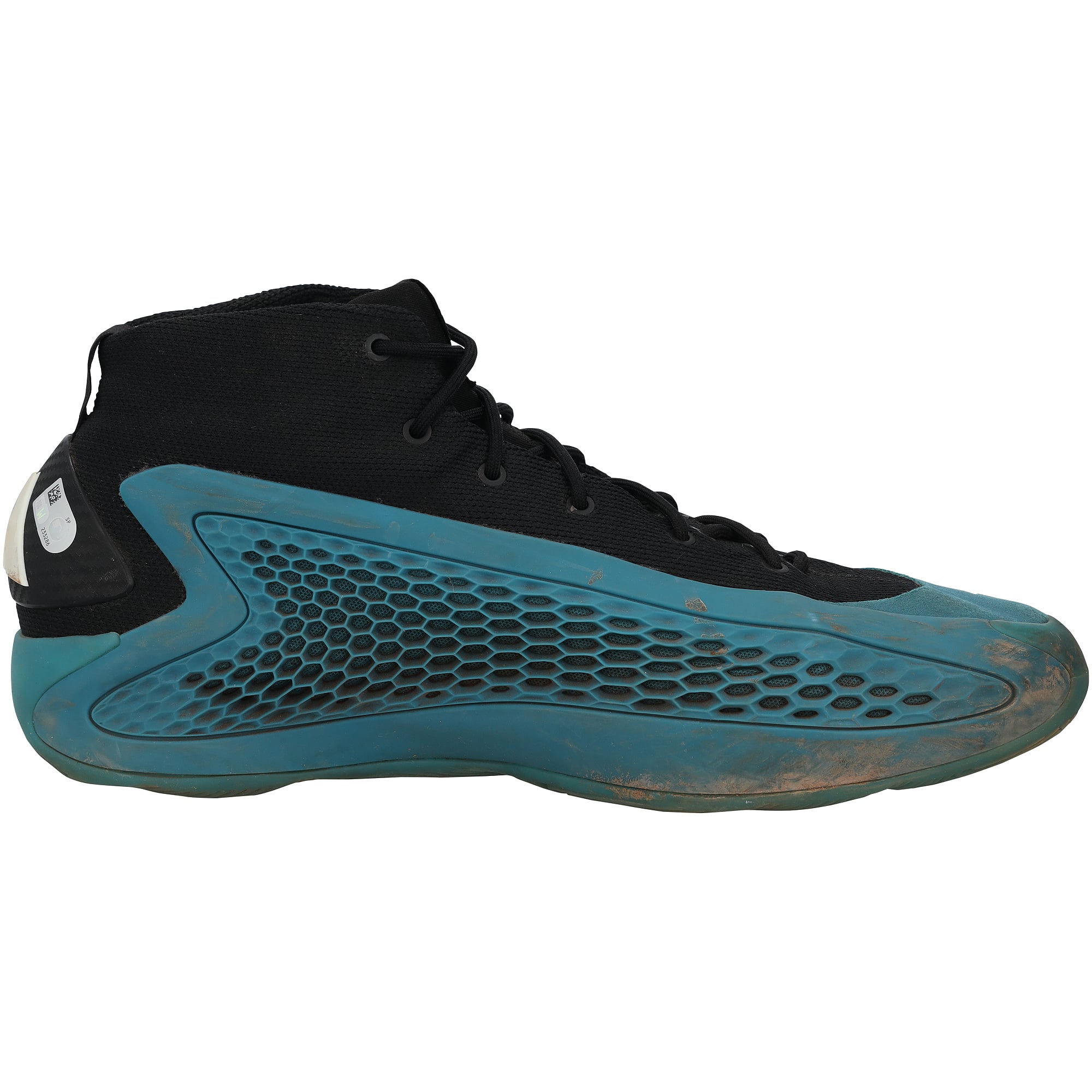 Chaussures adidas noires et turquoise portées par Brooks Lee, joueur des Minnesota Twins, lors de la saison 2024 de la MLB et autographiées par ce dernier.