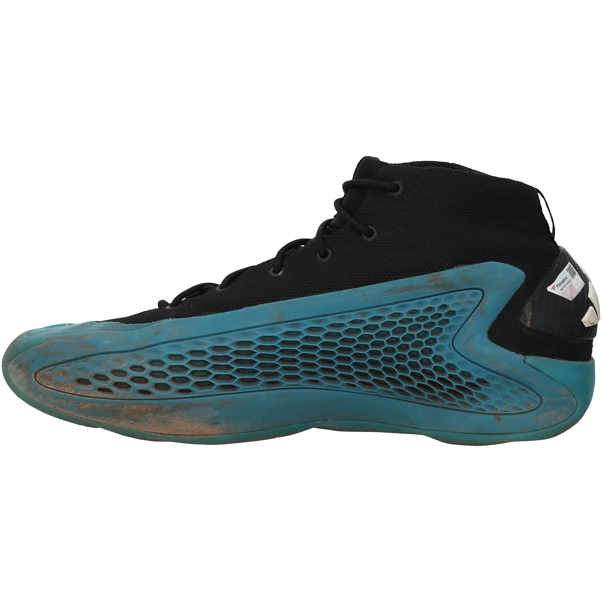 Chaussures adidas noires et turquoise portées par Brooks Lee, joueur des Minnesota Twins, lors de la saison 2024 de la MLB et autographiées par ce dernier.