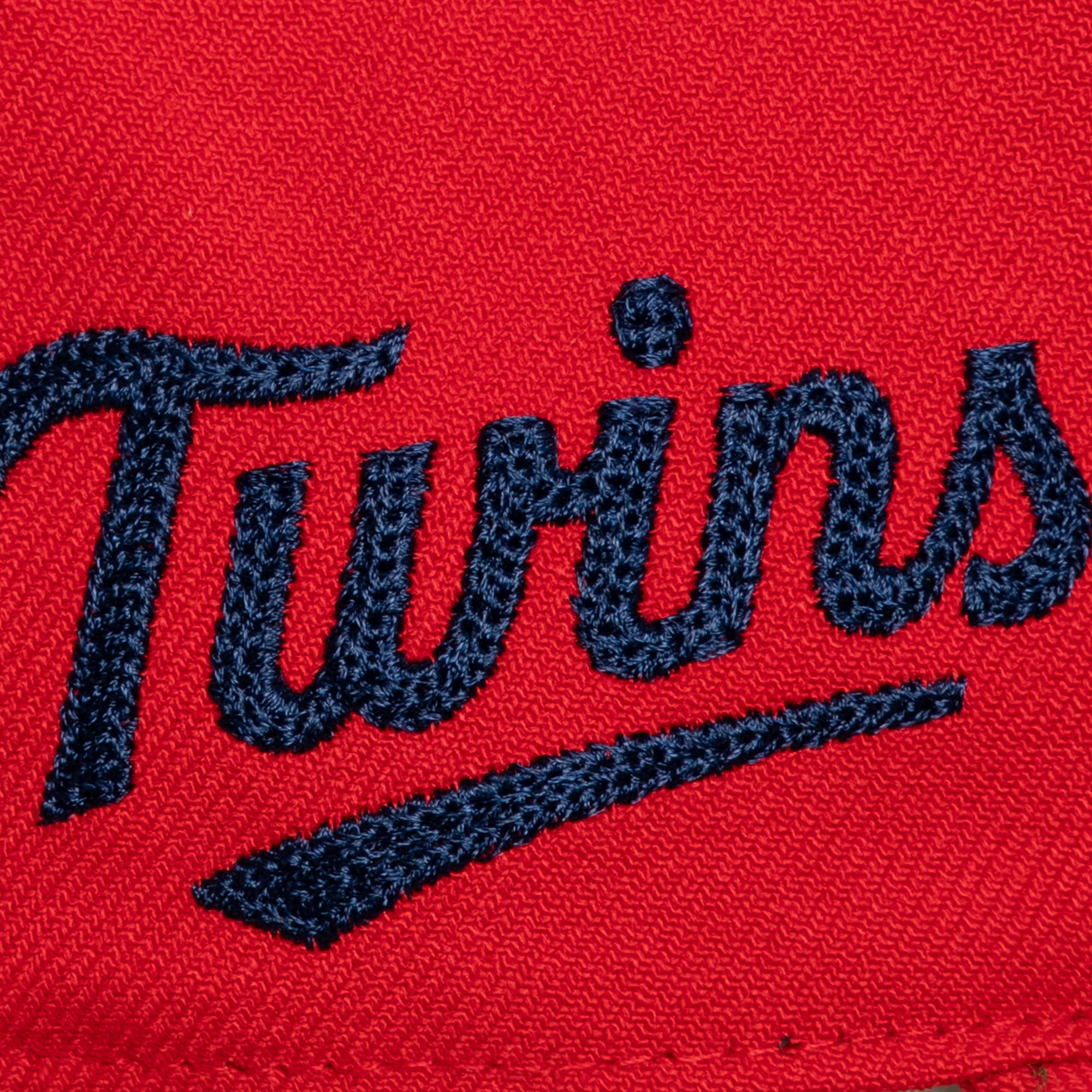 Men's Mitchell & Ness Red Minnesota Twins Secondary Pro Snapback Hat