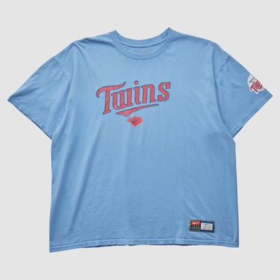 Minnesota Twins Nike 2000s T-shirt - Light Blue - 2XL by Fanatics Real Vintage