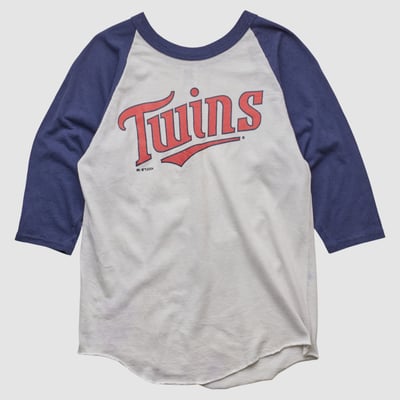 Minnesota Twins Russell 2004 T-shirt - White - Yth S by Fanatics Real Vintage