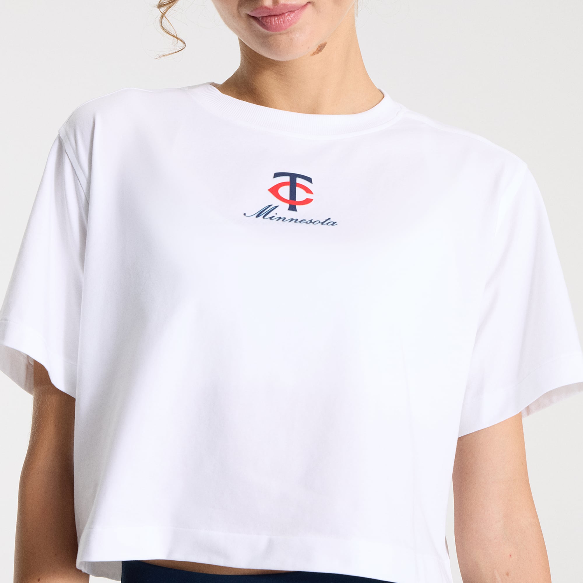 T-shirt court en coton biologique blanc Minnesota Twins All Yours pour femme de lululemon