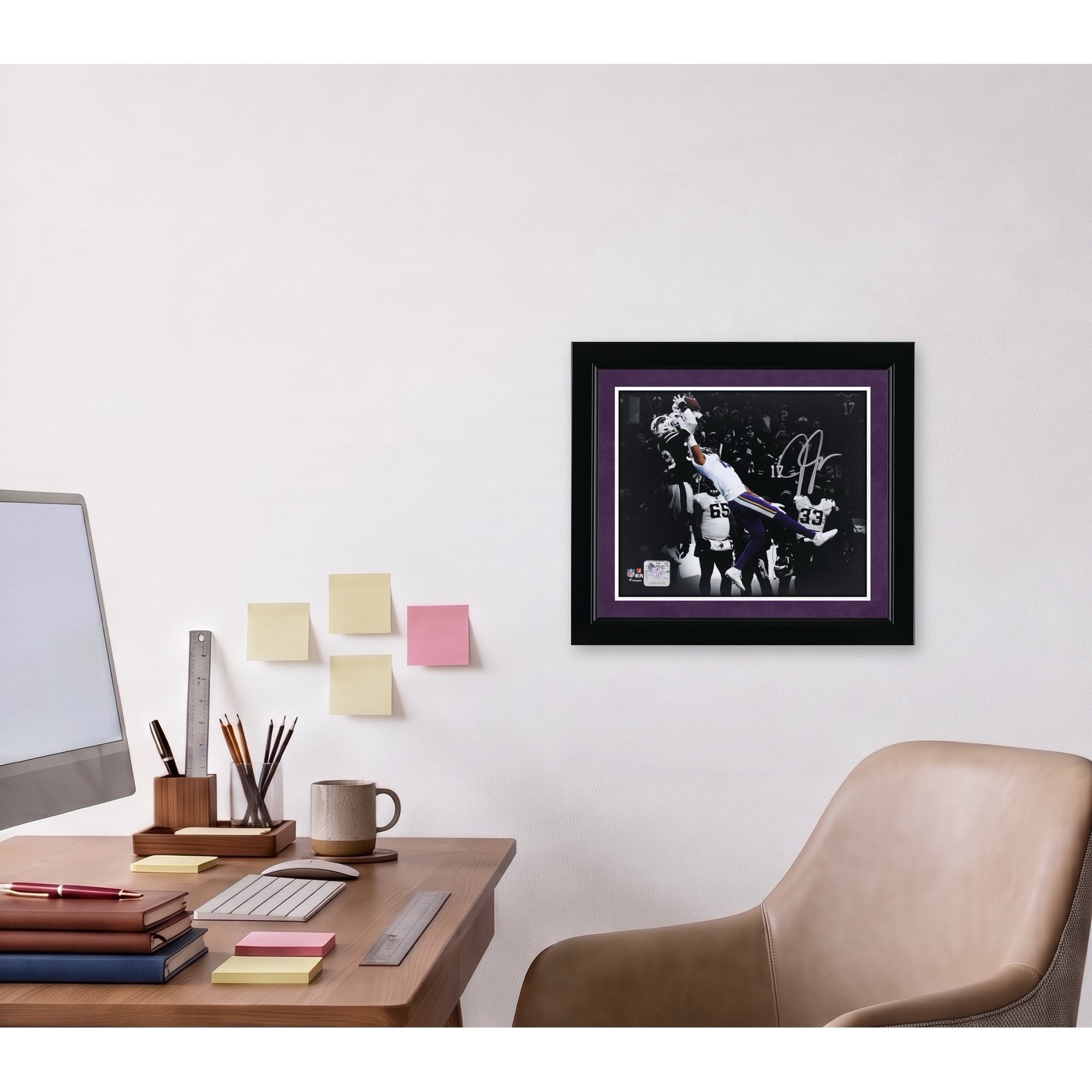 Photo dédicacée par Justin Jefferson (Vikings du Minnesota) - 20 x 25 cm - « Spotlight Catch » contre les Bills - Signature à l'encre argentée