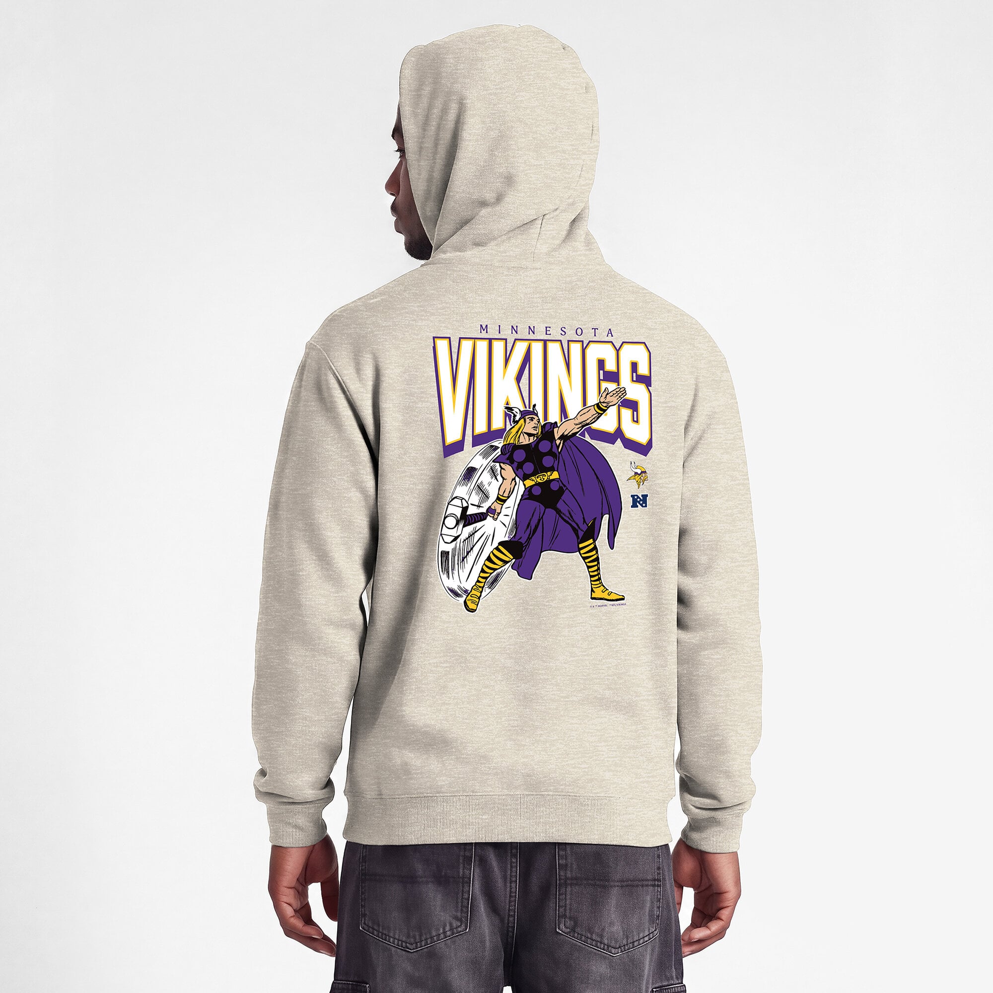 Sweat à capuche Disney x Champion Powerblend Fullback couleur avoine Minnesota Vikings pour homme
