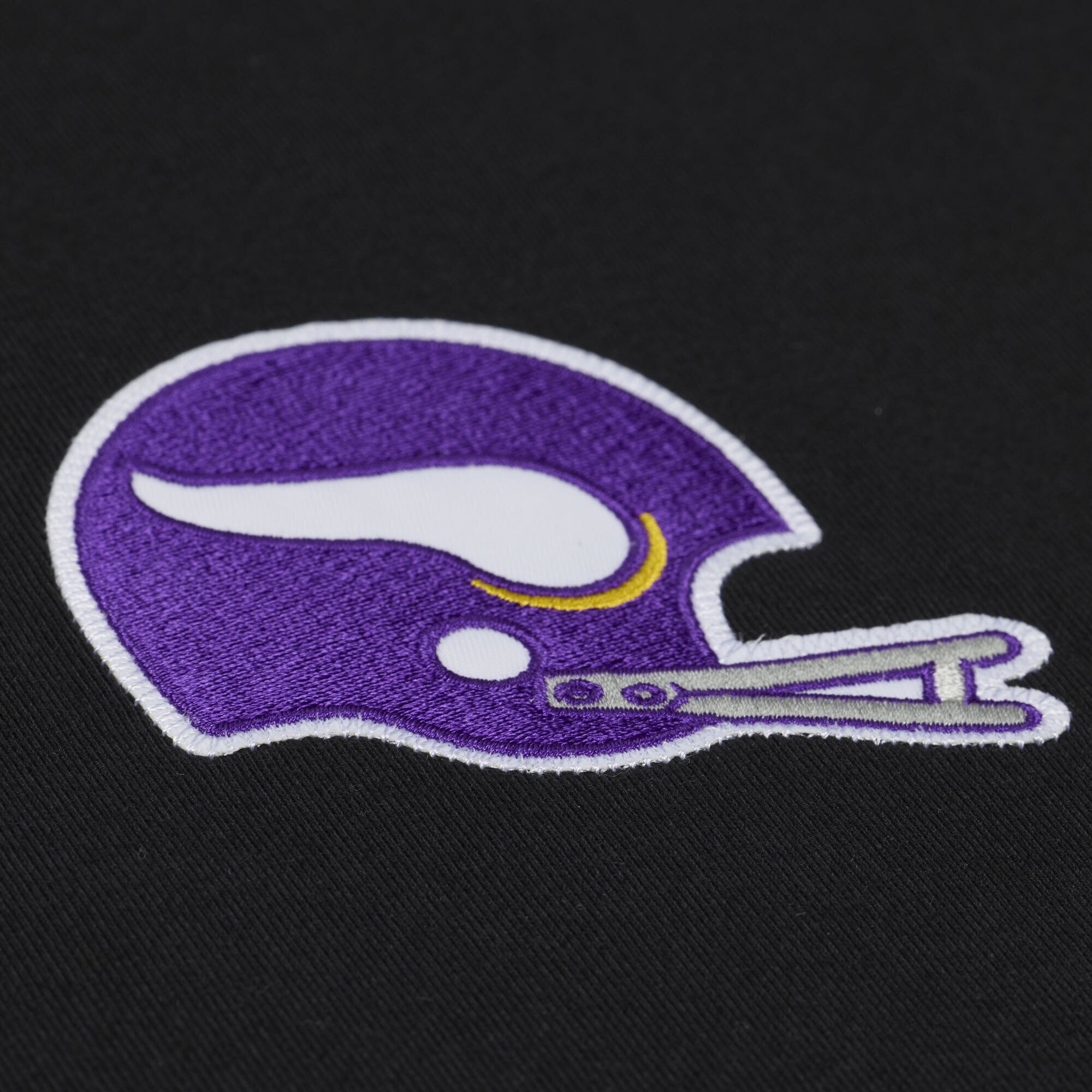 Men's Mitchell & Ness Randy Moss Black Minnesota Vikings Retired Solo Player T-Shirt