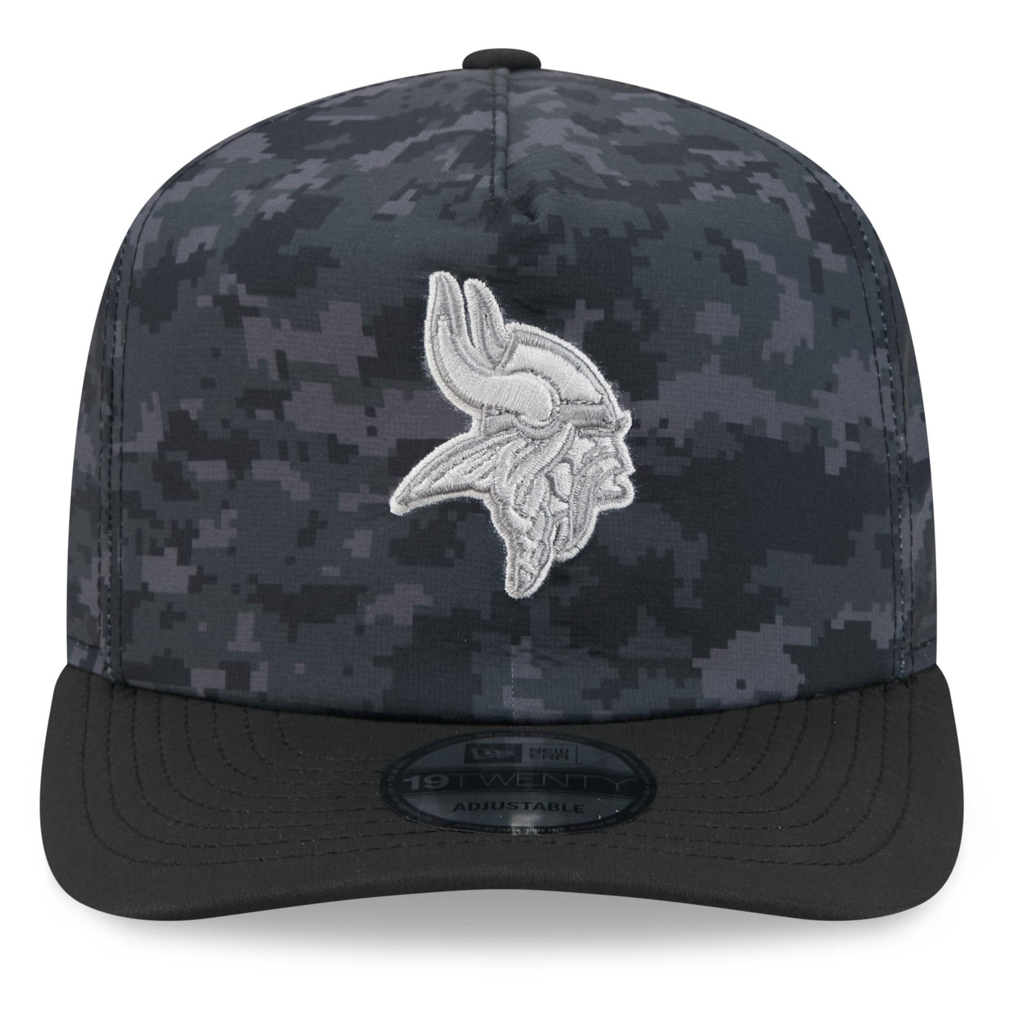 Casquette ajustable New Era noire Minnesota Vikings 2026 Salute To Service 19TWENTY pour homme