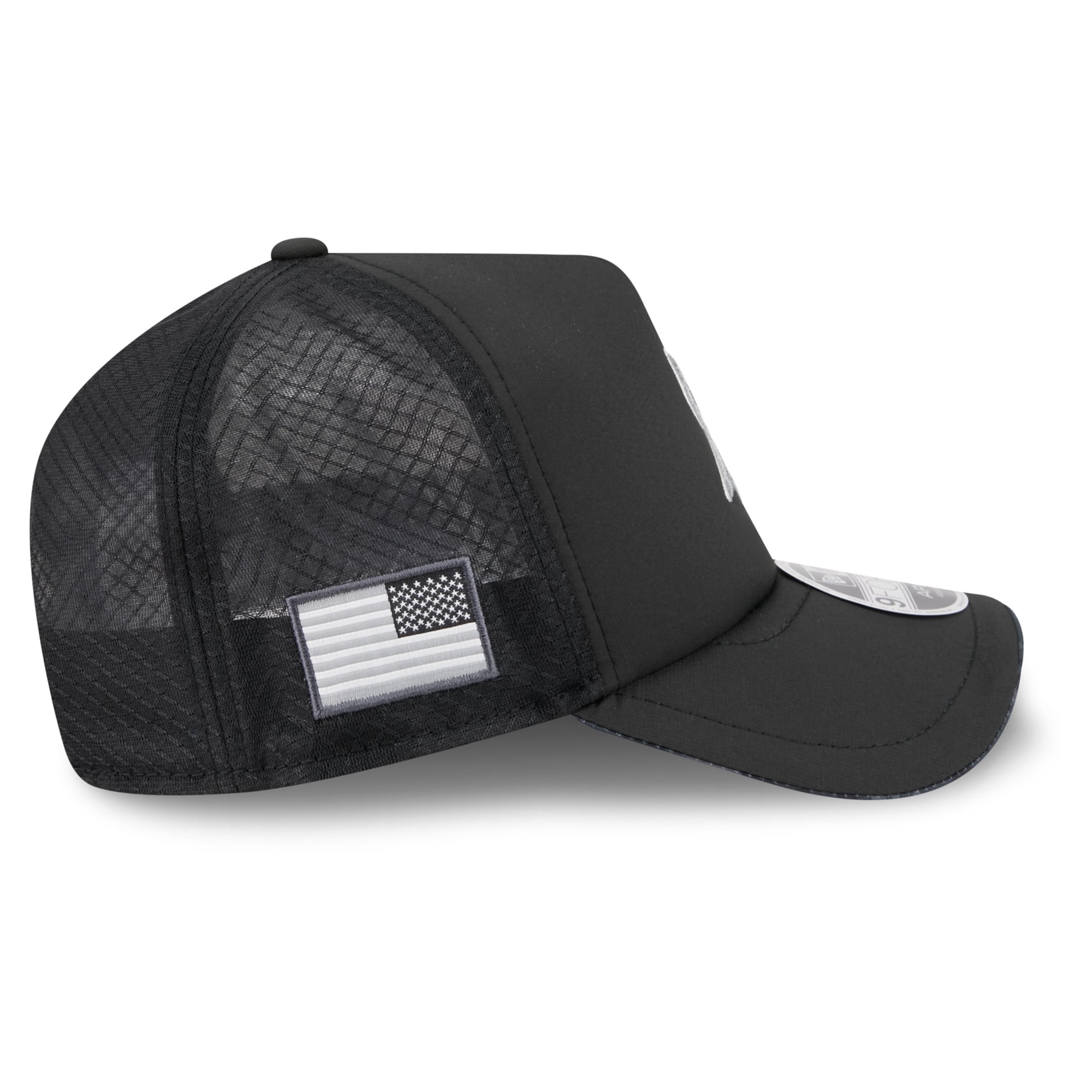 Casquette trucker ajustable New Era Apex 9FORTY noire Minnesota Vikings 2026 Salute To Service pour homme