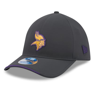 Minnesota Vikings New Era 2026 Sideline Cold Weather  39THIRTY M-Crown Stretch Hat - Charcoal